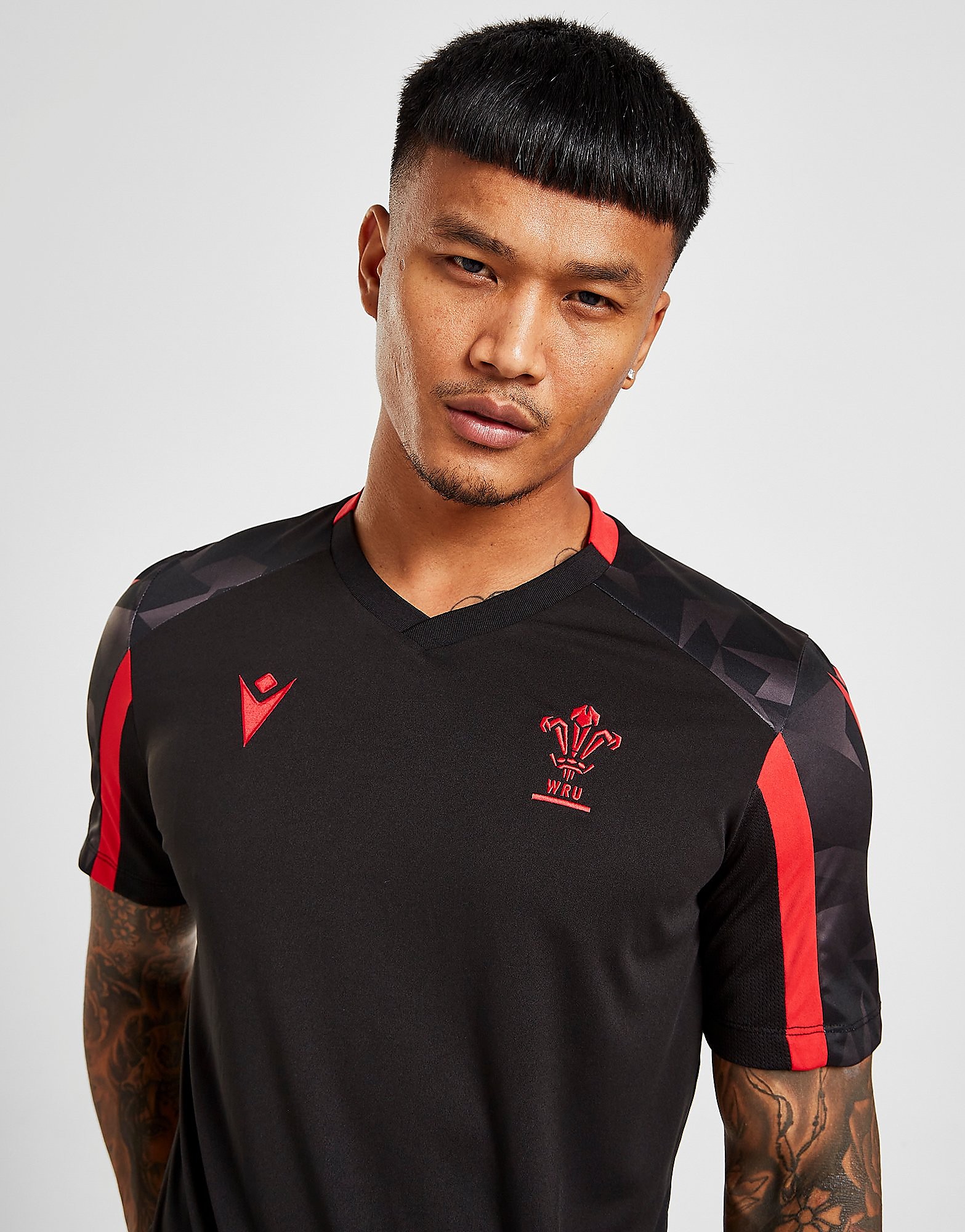 

Macron Welsh Rugby 21/22 Training T-Shirt - Black - Mens, Black