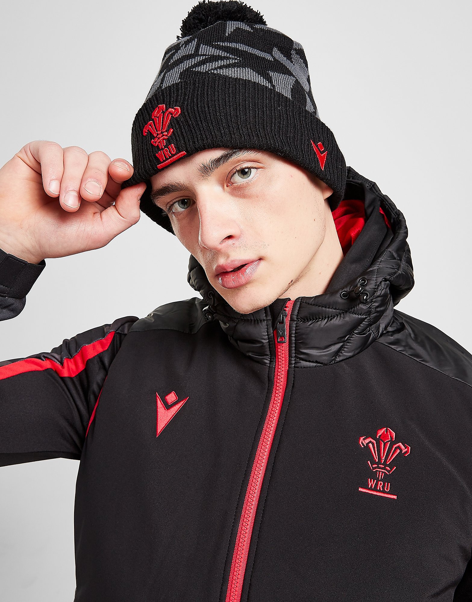 

Macron Welsh Rugby Pom Beanie - Black - Womens, Black
