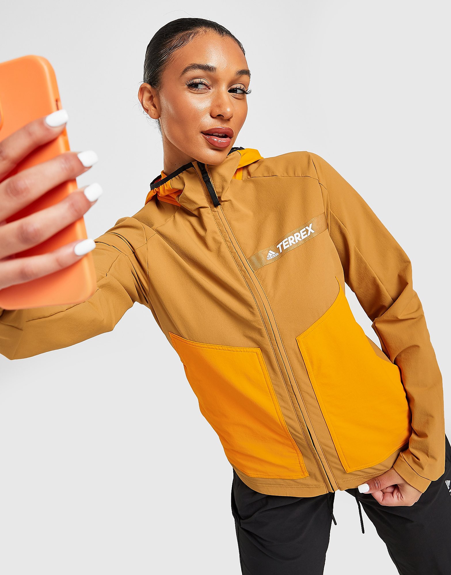 

adidas Terrex Multi-Stretch Softshell Jacket - Mesa - Womens, Mesa