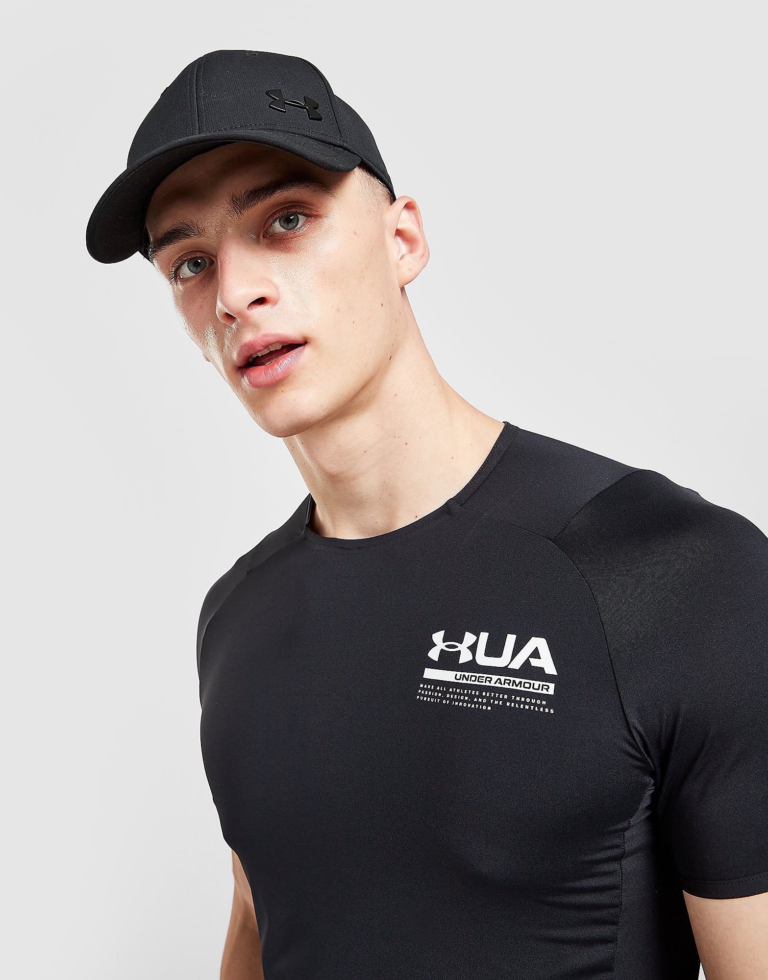 

Under Armour Iso-Chill T-Shirt - Black - Mens, Black