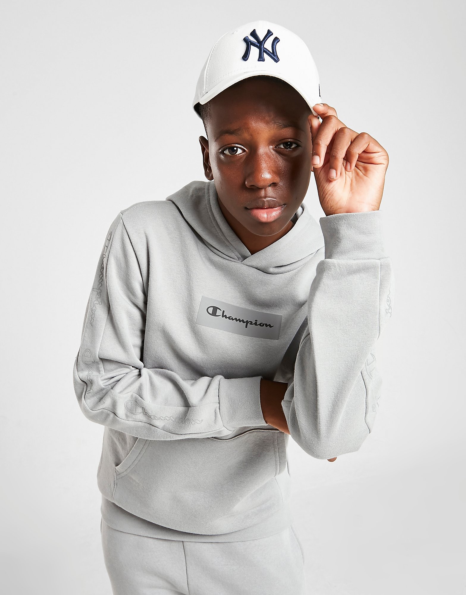 

Champion Tape Box Logo Hoodie Junior - Only at JD - Grey - Kids, Grey