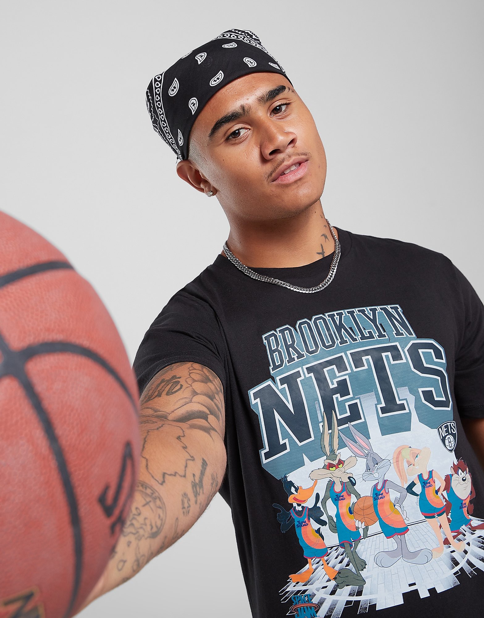 

Official Team Space Jam x Brooklyn Nets On Court T-Shirt - Black - Mens, Black