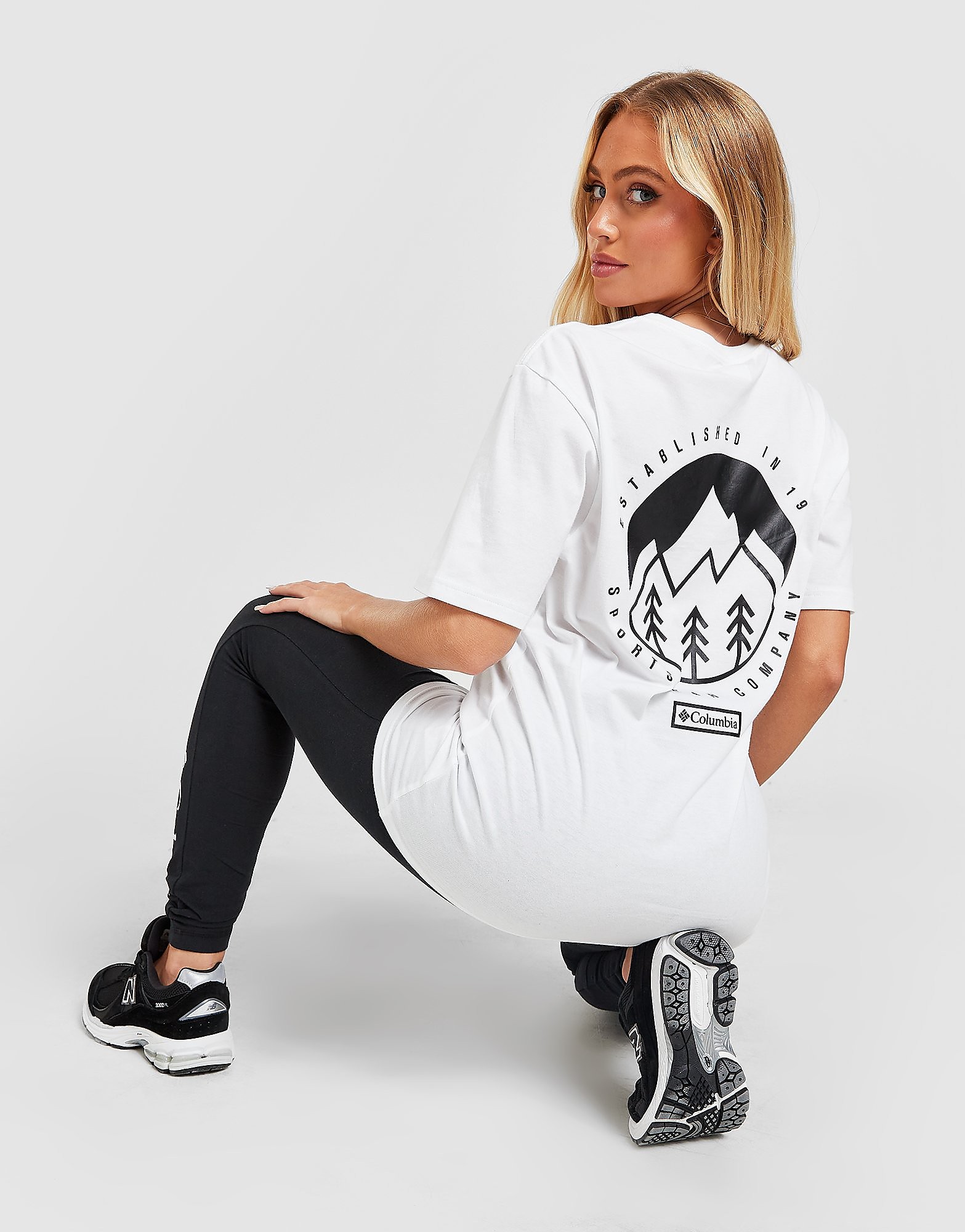 

Columbia Mountain Graphic T-Shirt - White - Womens, White
