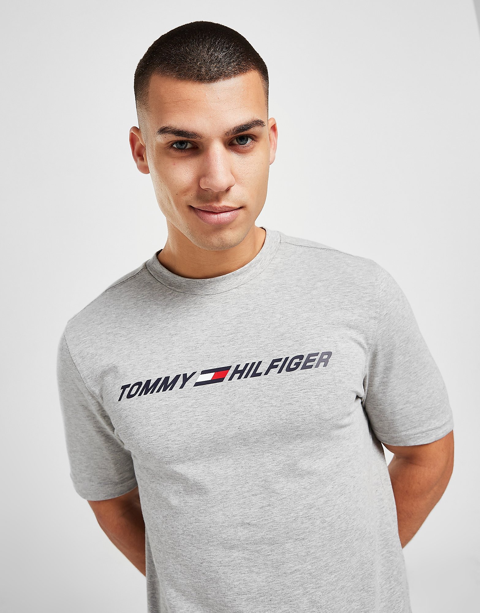 

Tommy Hilfiger Flag Large Logo T-Shirt - Only at JD - Grey - Mens, Grey
