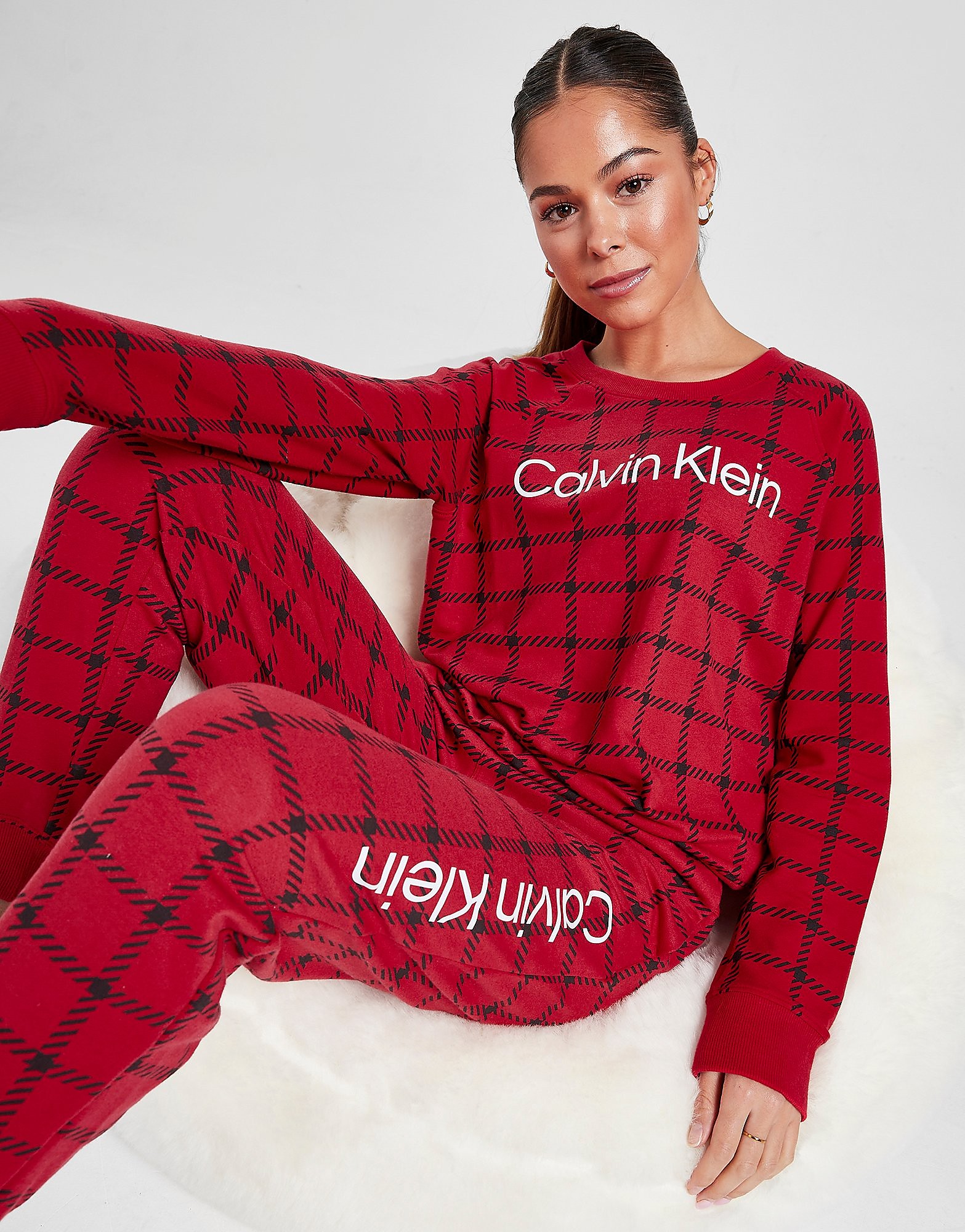 

Calvin Klein Checkered Long Sleeve Crew Sweatshirt - Red - Womens, Red