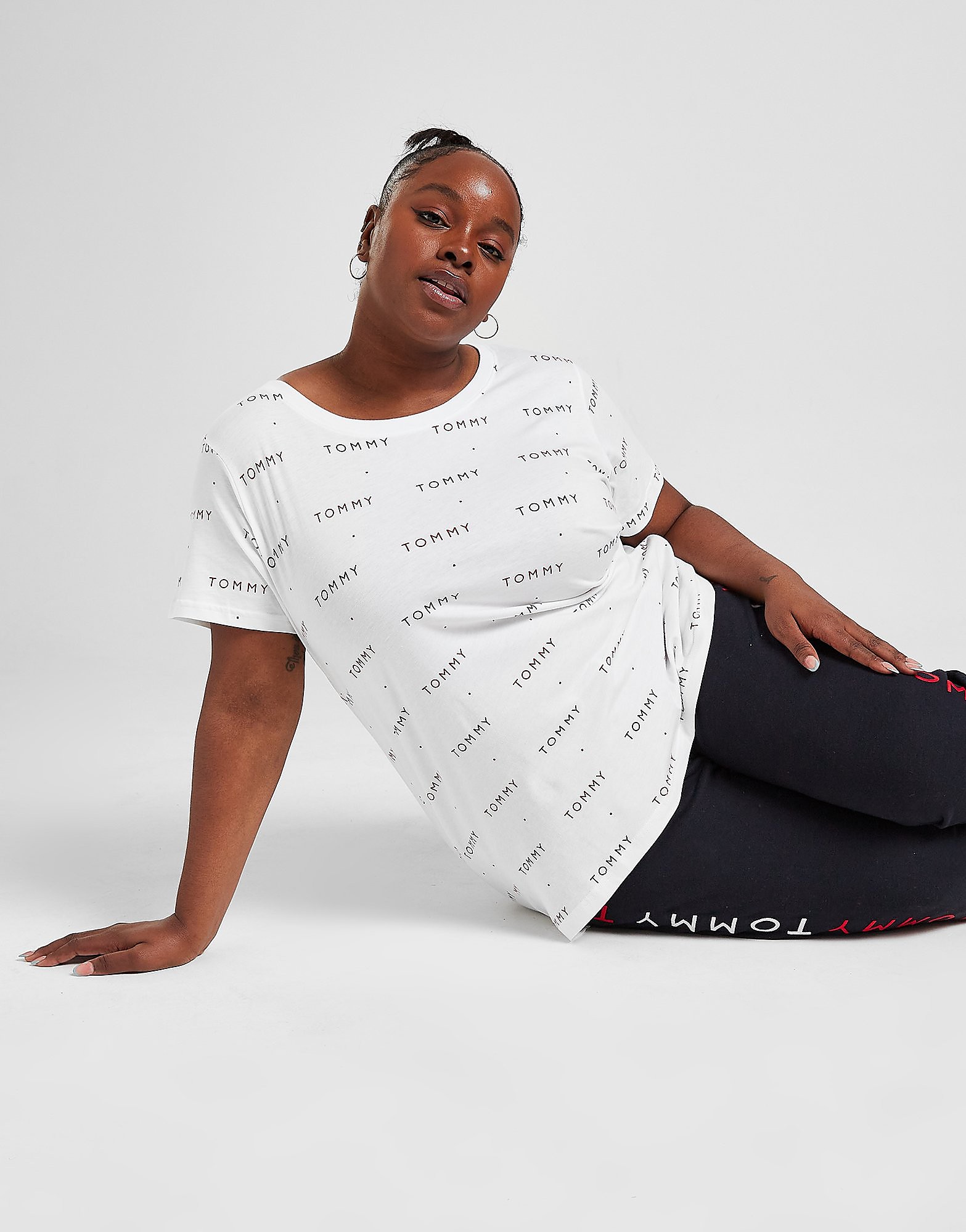 

Tommy Hilfiger Plus Size All Over Print T-Shirt - White - Womens, White