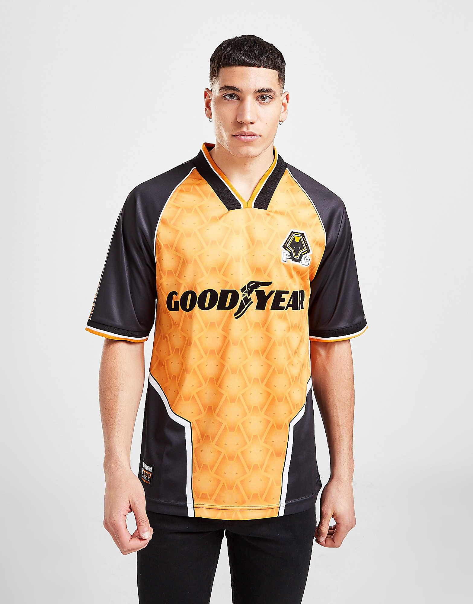 

Score Draw Wolverhampton Wanderers FC '96 Home Retro Shirt - Gold - Mens, Gold