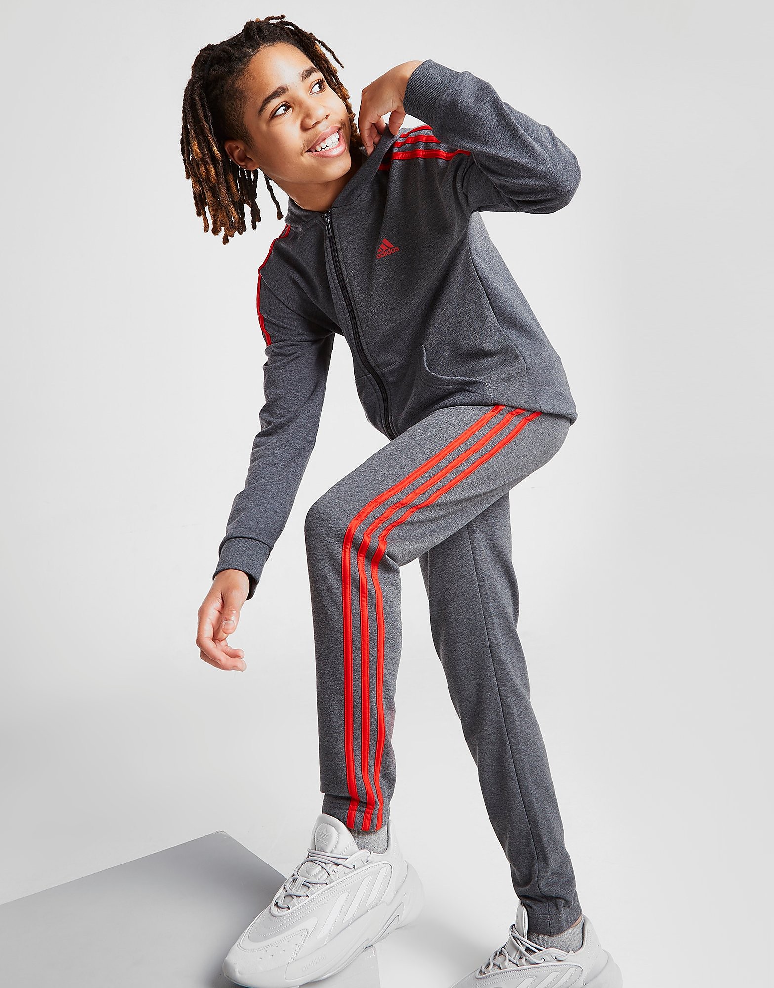 

adidas Cotton Tracksuit Junior - Dark Grey Heather / App Solar Red - Kids, Dark Grey Heather / App Solar Red