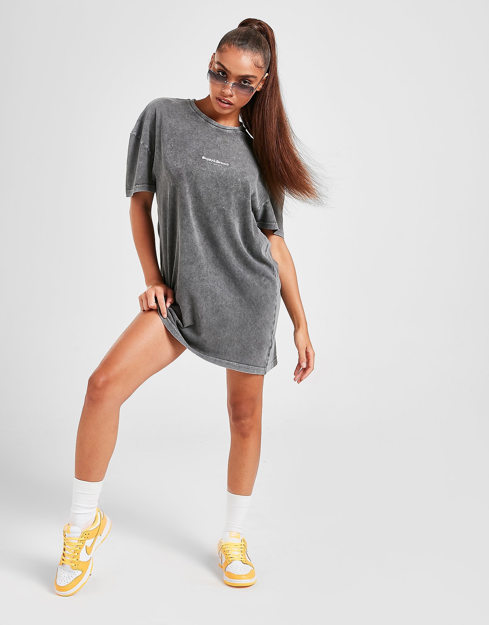 

Supply & Demand Ombre Graphic T-Shirt Dress - Only at JD - BLACK, BLACK