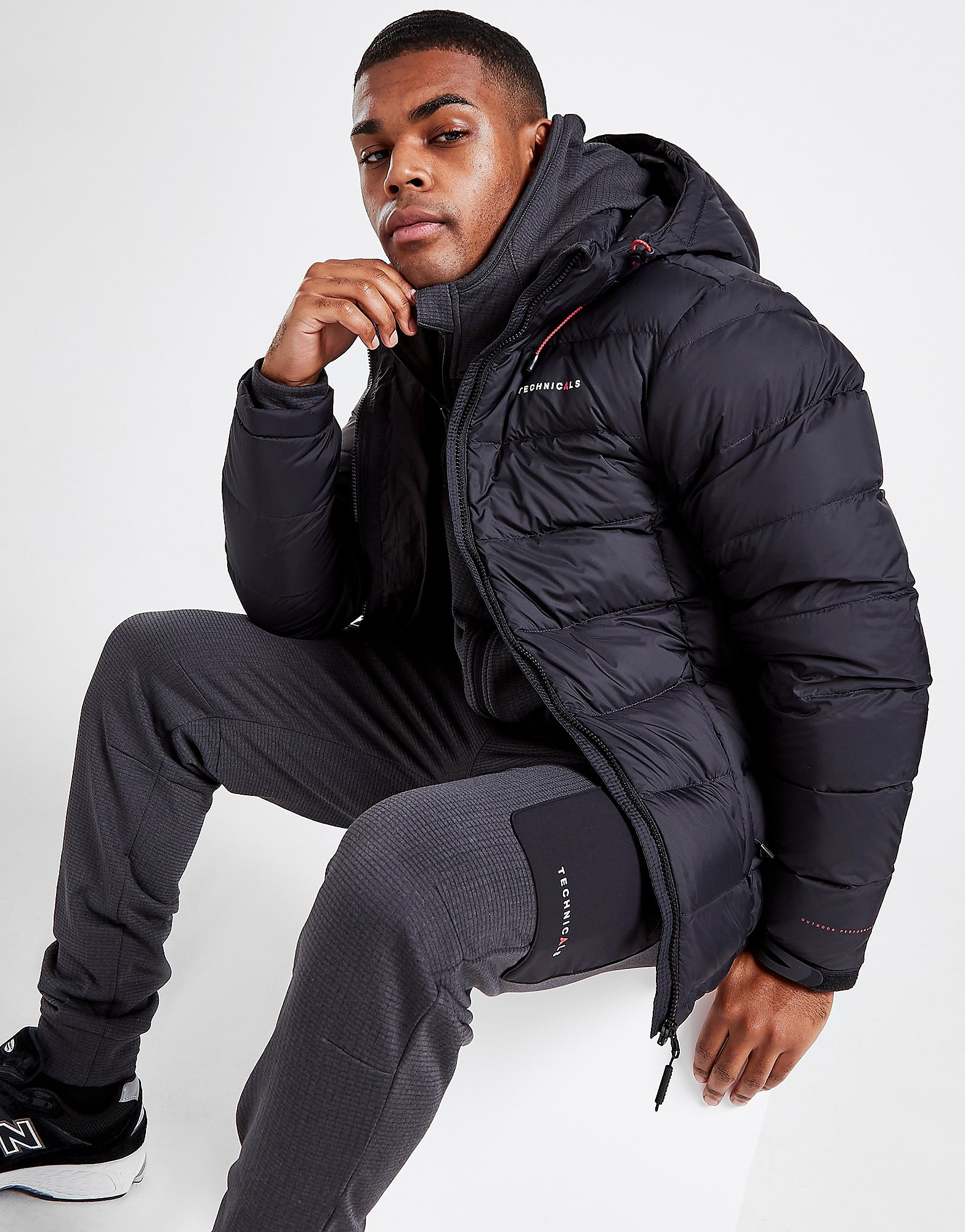 

Technicals Core Down Jacket - Black/Black - Mens, Black/Black