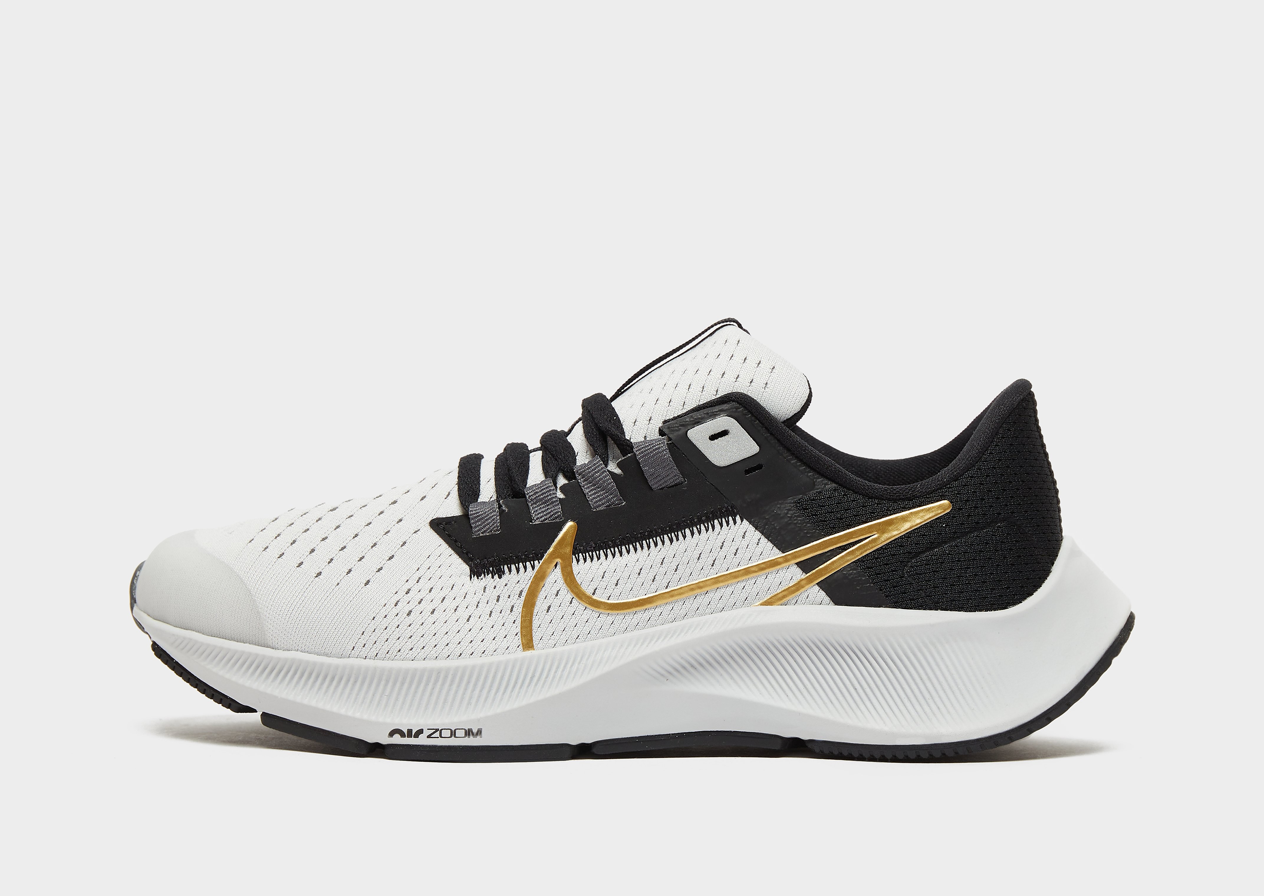 

Nike Air Zoom Pegasus 38 Junior - Photon Dust/Light Smoke Grey/Particle Grey/Metallic Gold Coin - Kids, Photon Dust/Light Smoke Grey/Particle Grey/Metallic Gold Coin