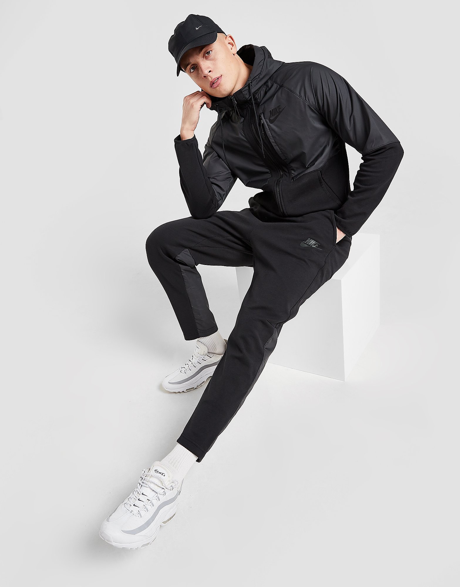 

Nike Modern Woven Track Pants - Black - Mens, Black