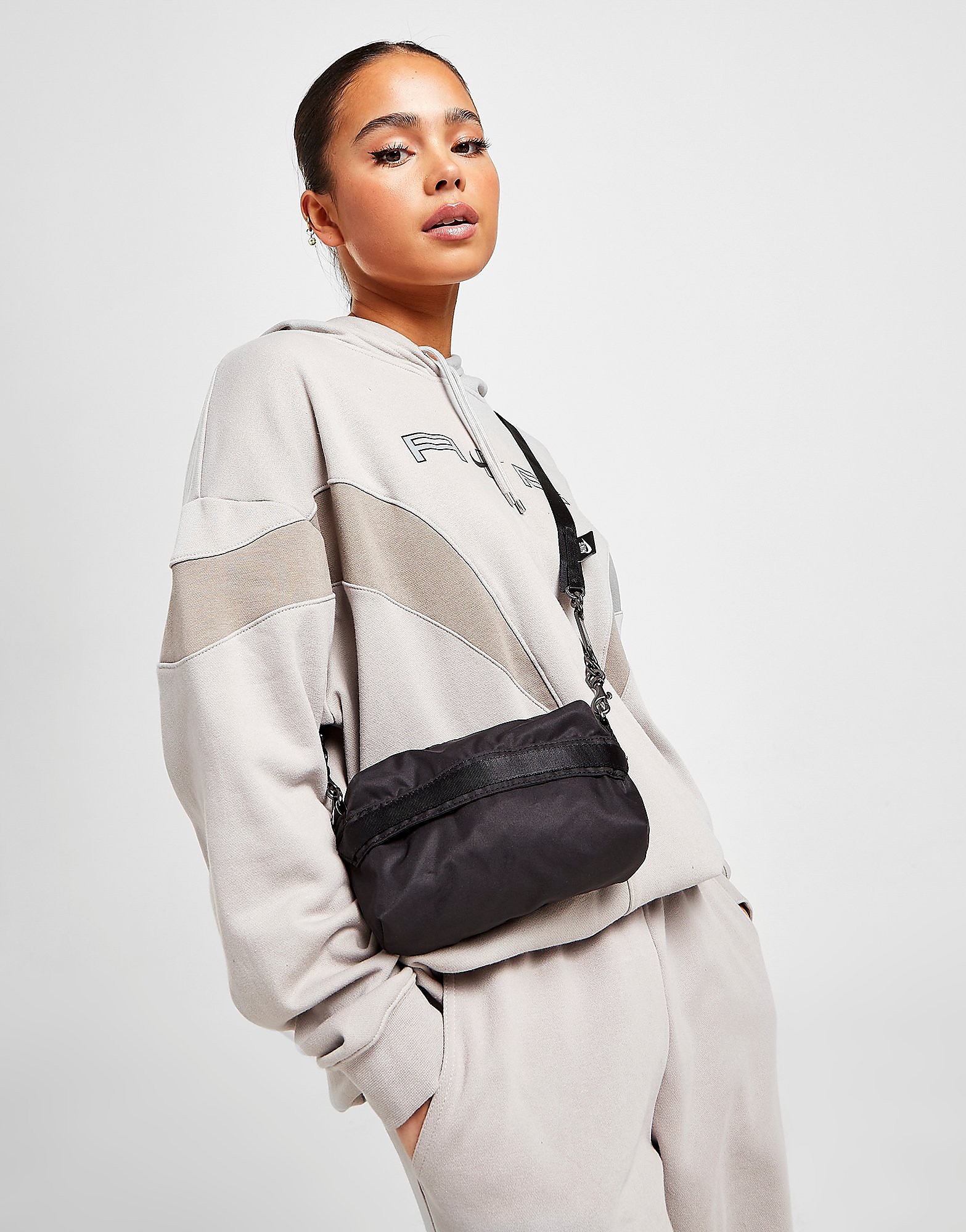 

Nike Futura Luxe Crossbody Bag - Black/Black/Dark Smoke Grey - Kids, Black/Black/Dark Smoke Grey