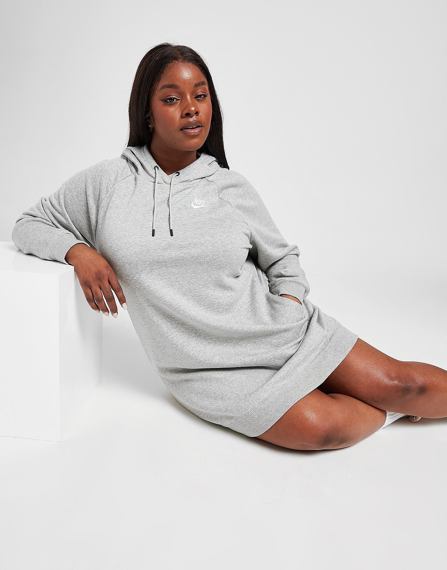 

Nike Plus Size Essential Fleece Dress - Dark Grey Heather/White/DGH/W - Womens, Dark Grey Heather/White/DGH/W