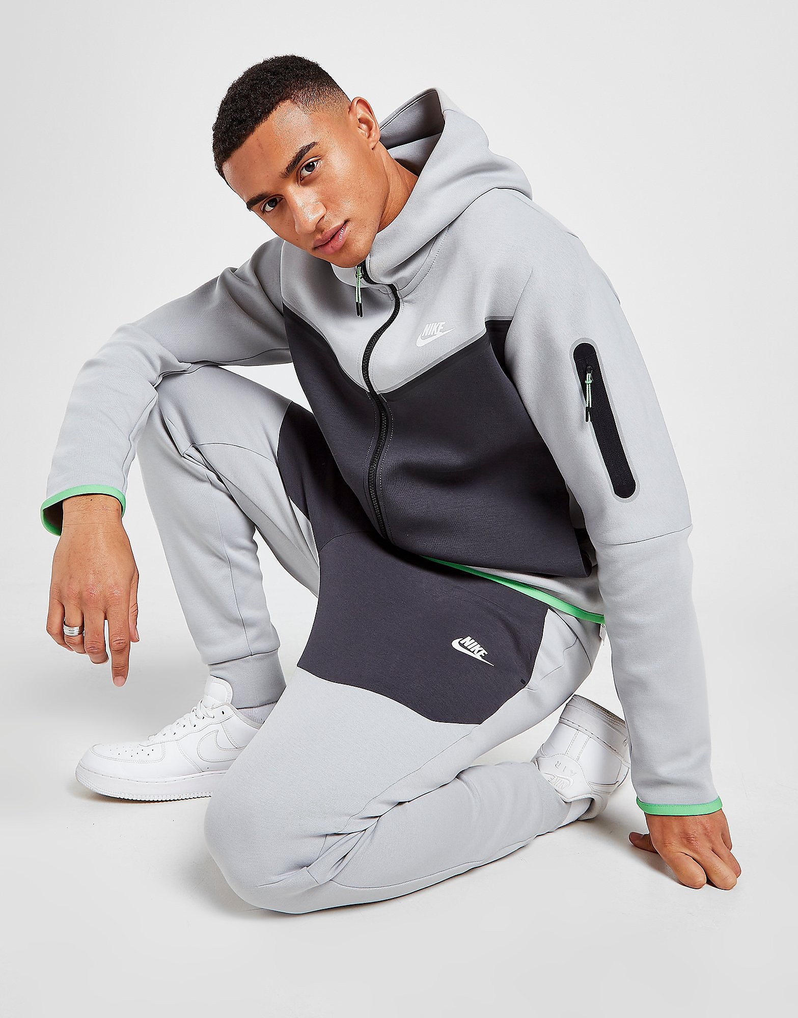 

Nike Tech Fleece Joggers - Light Smoke Grey/Anthracite/Sail - Mens, Light Smoke Grey/Anthracite/Sail