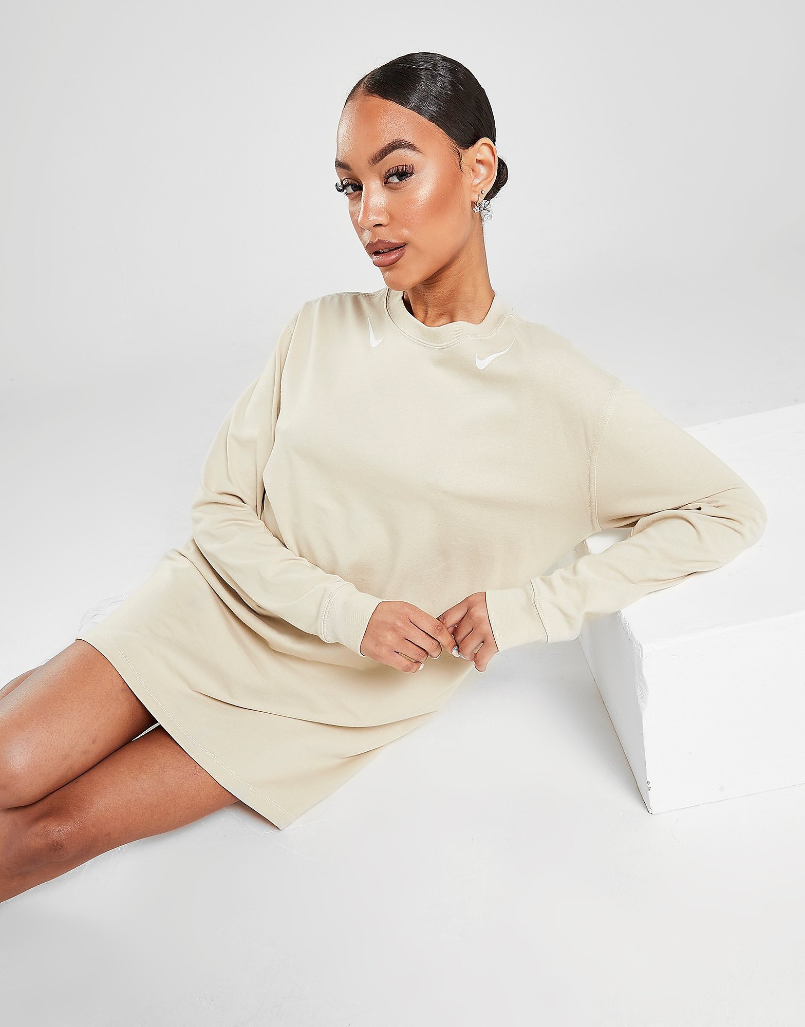 

Nike Swoosh Long Sleeve Sweatshirt Dress - Brown - Womens, Brown