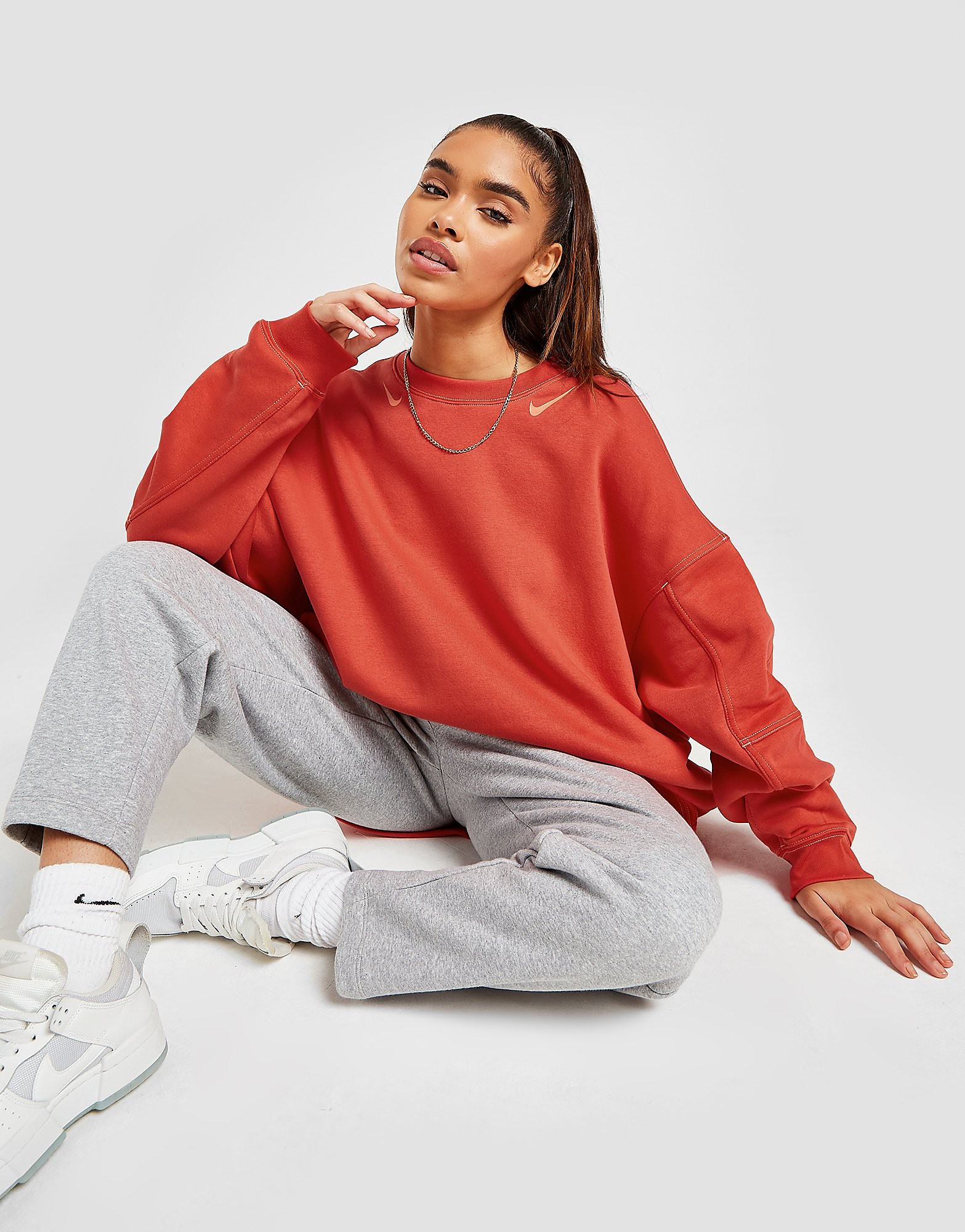 

Nike Swoosh Oversized Crew Sweatshirt - Lobster/Crimson Bliss - Womens, Lobster/Crimson Bliss