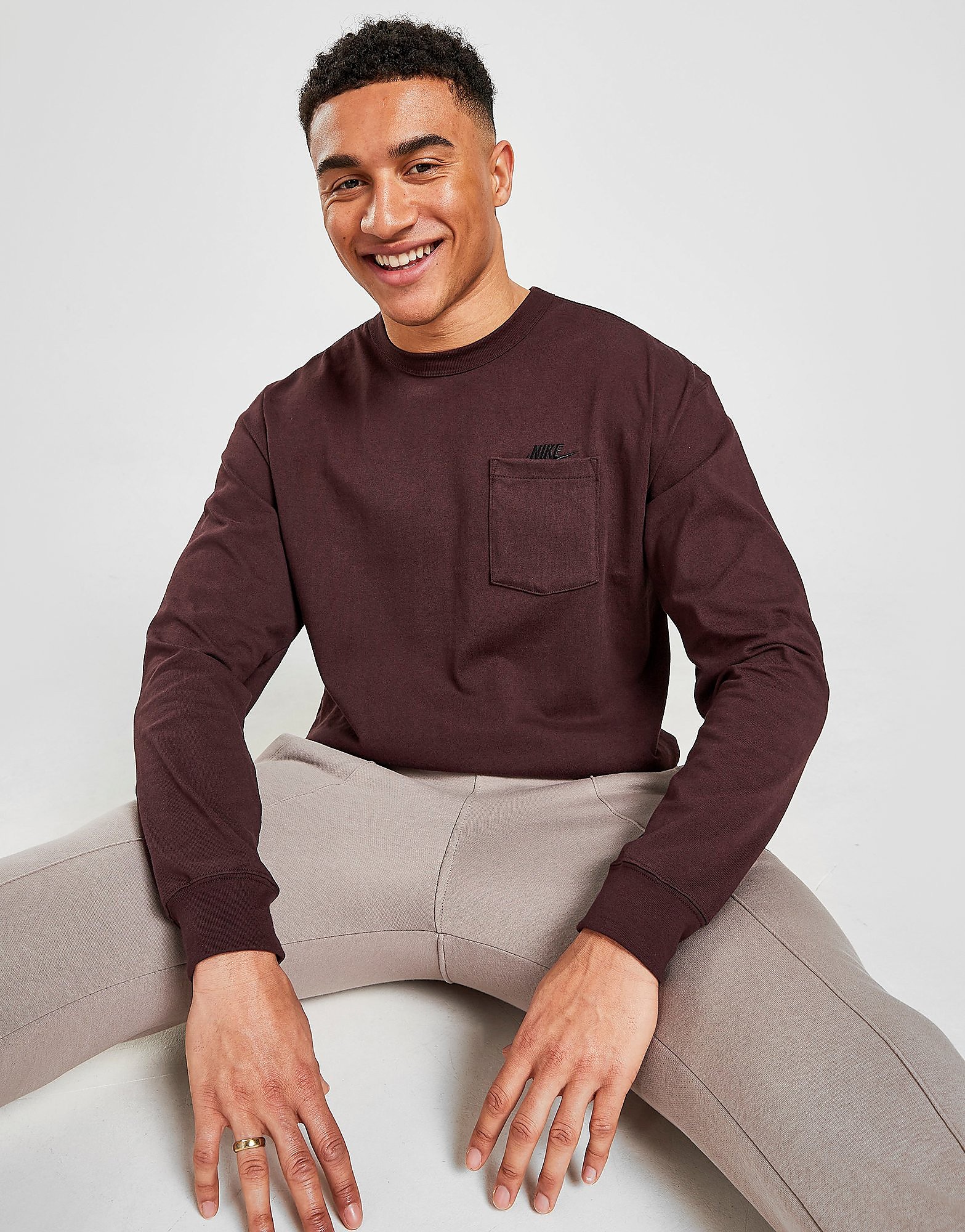 

Nike Premium Essential Long Sleeve T-Shirt - Brown Basalt/Black - Mens, Brown Basalt/Black