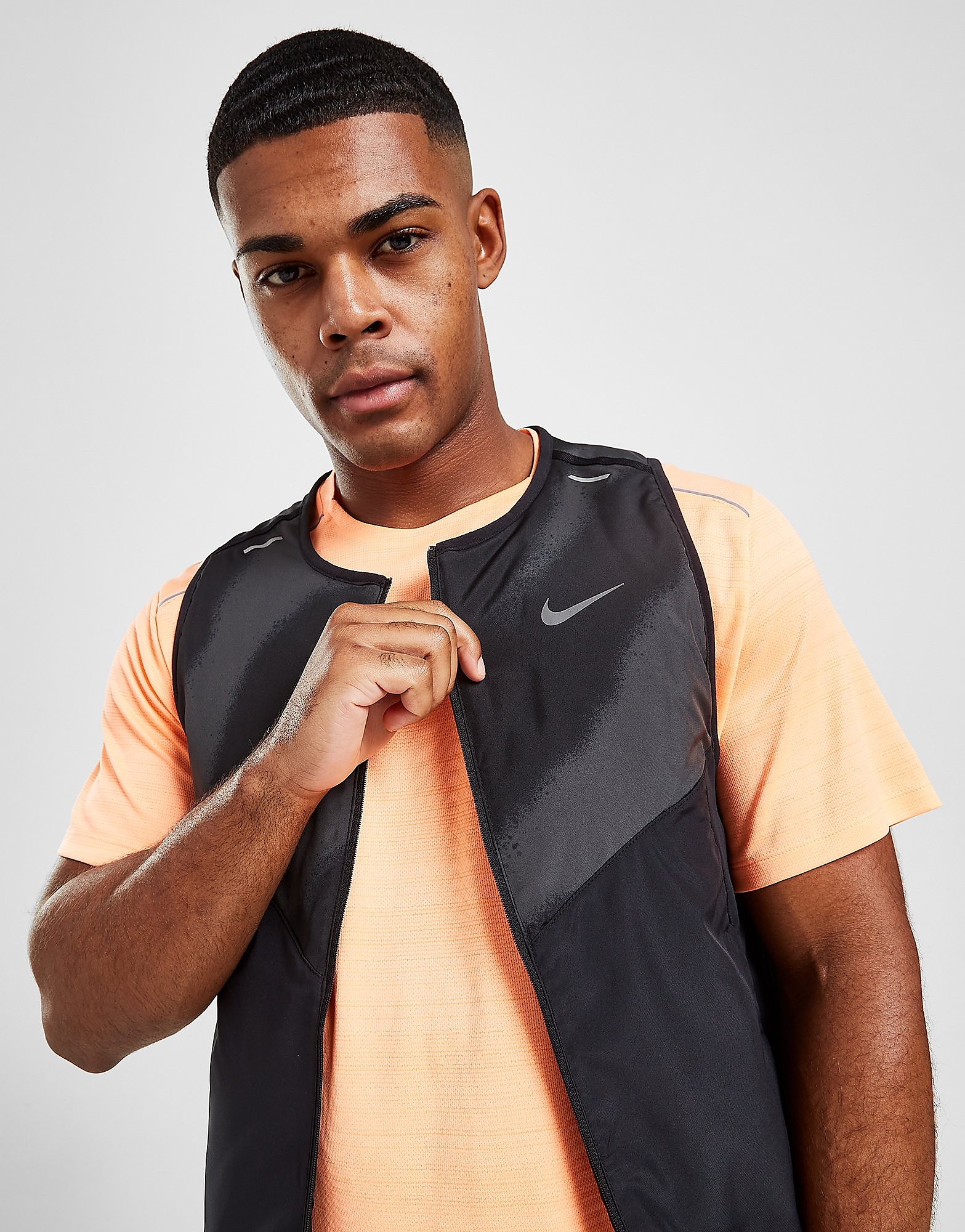 

Nike Winter Wild Run Reversible Gilet - Black - Mens, Black