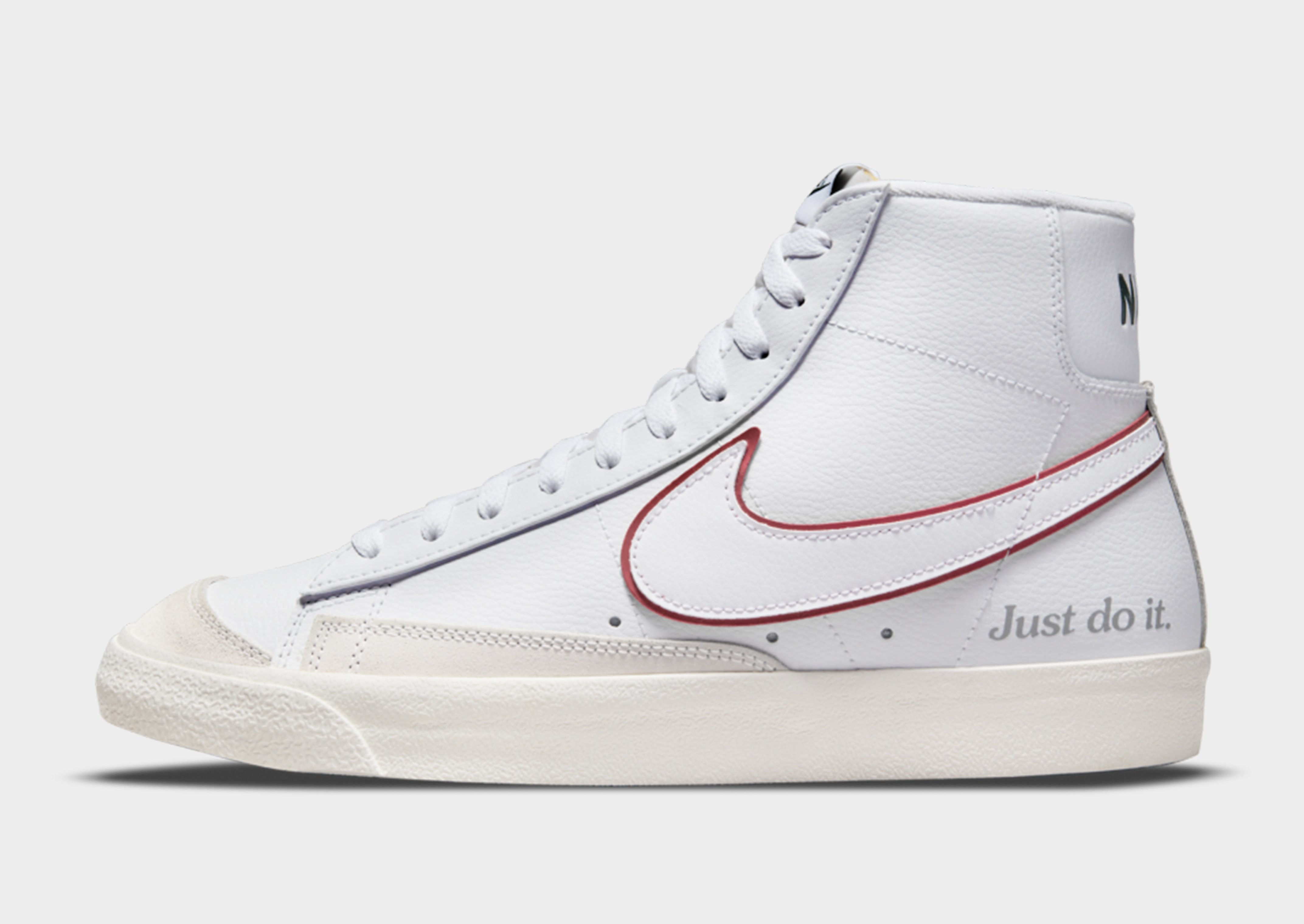 

Nike Blazer Mid '77 - White/Noble Green/Metallic Silver/University Red - Mens, White/Noble Green/Metallic Silver/University Red