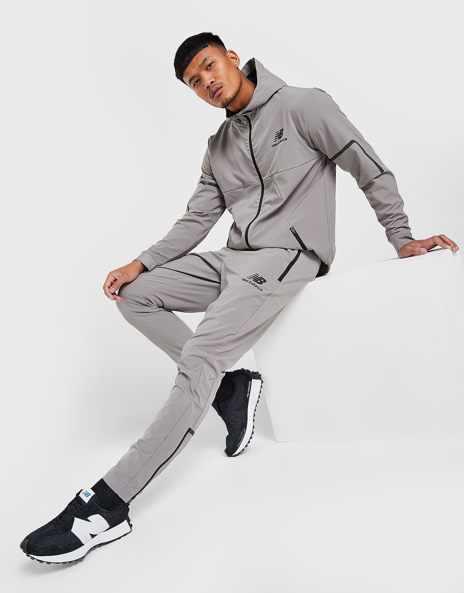 

New Balance 2002 Woven Track Pants - Grey - Mens, Grey