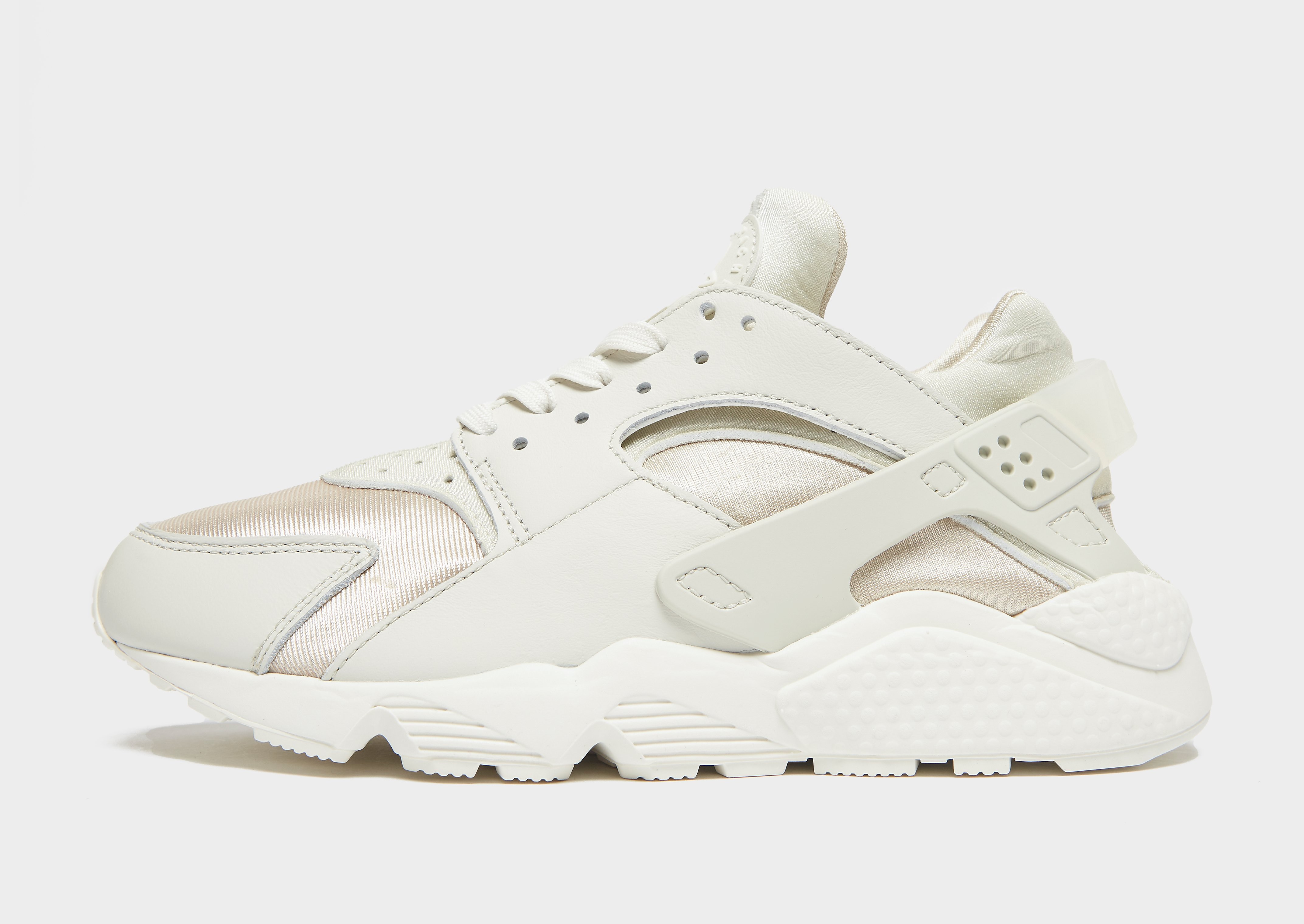 

Nike Air Huarache Women's - Light Bone/Rattan/Reflect Silver/Sail, Light Bone/Rattan/Reflect Silver/Sail