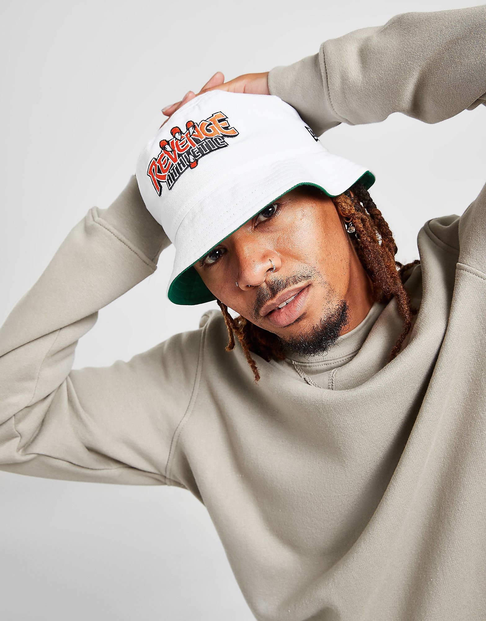 

New Era AJ Tracey Revenge Athletic Bucket Hat - White - Womens, White