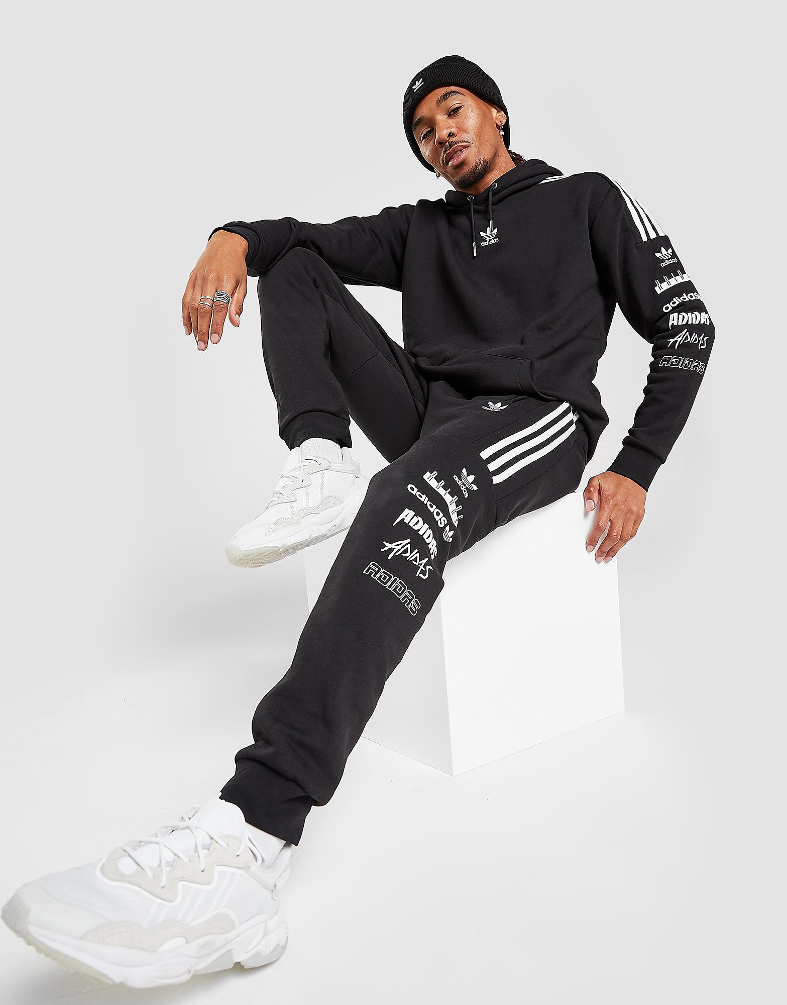 

adidas Originals Sticker Joggers - BLACK - Mens, BLACK