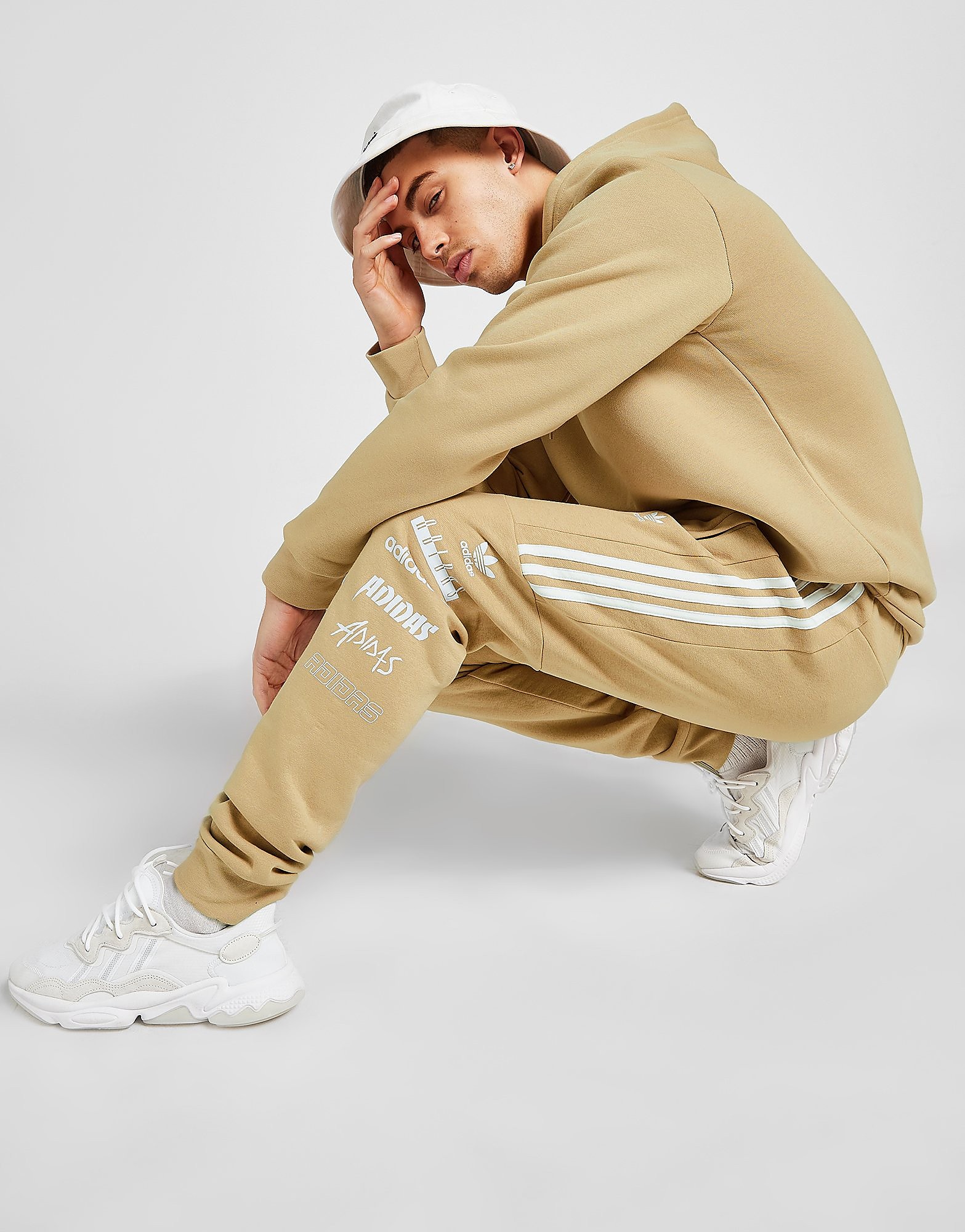 

adidas Originals Sticker Joggers - Brown - Mens, Brown