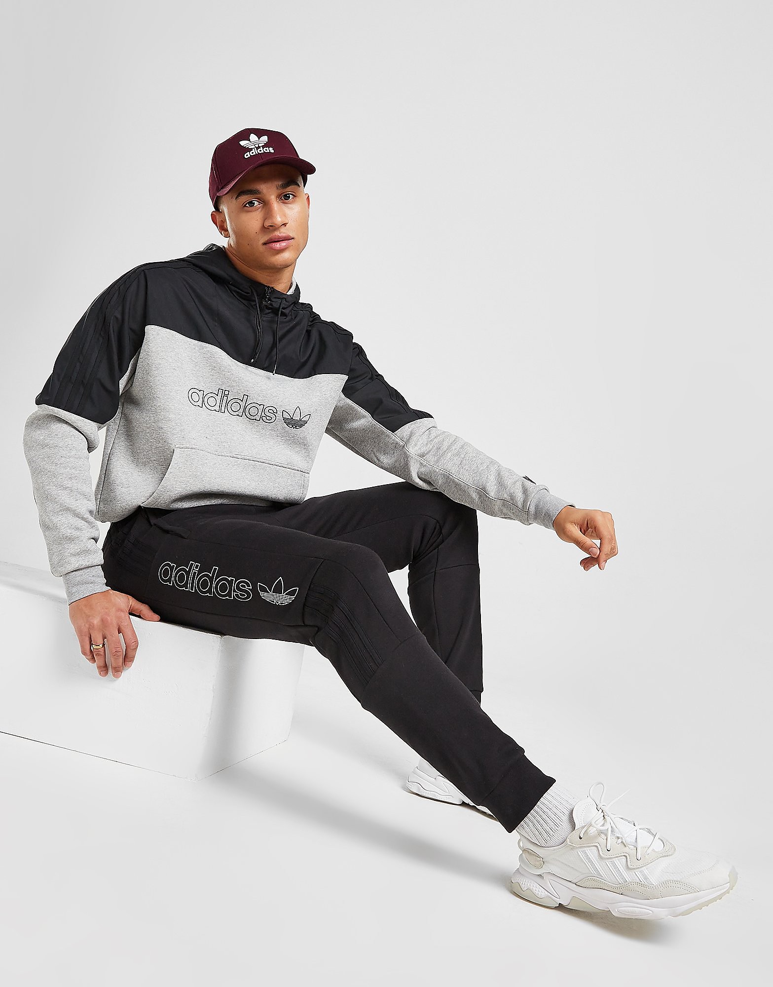 

adidas Originals Outline Joggers - Only at JD - Black - Mens, Black