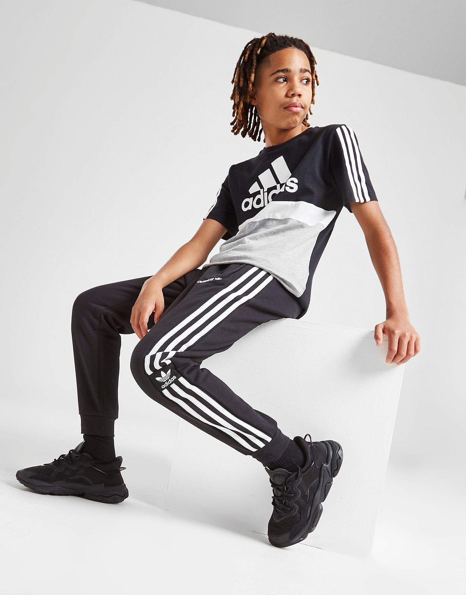 

adidas Originals Itasca Joggers Junior - Black/= - Kids, Black/=