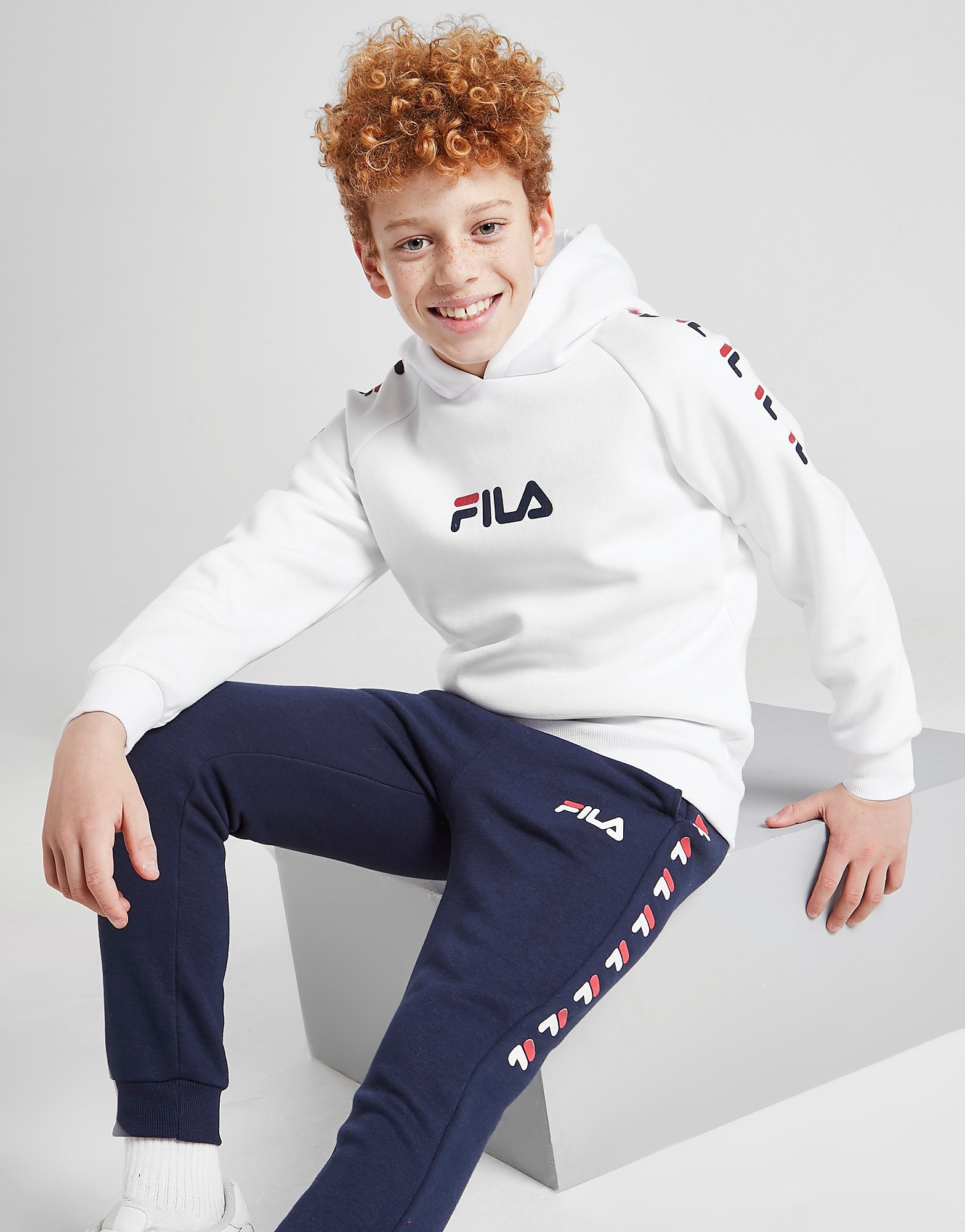 

Fila Seth Repeat Logo Overhead Hoodie Junior - Only at JD - White - Kids, White