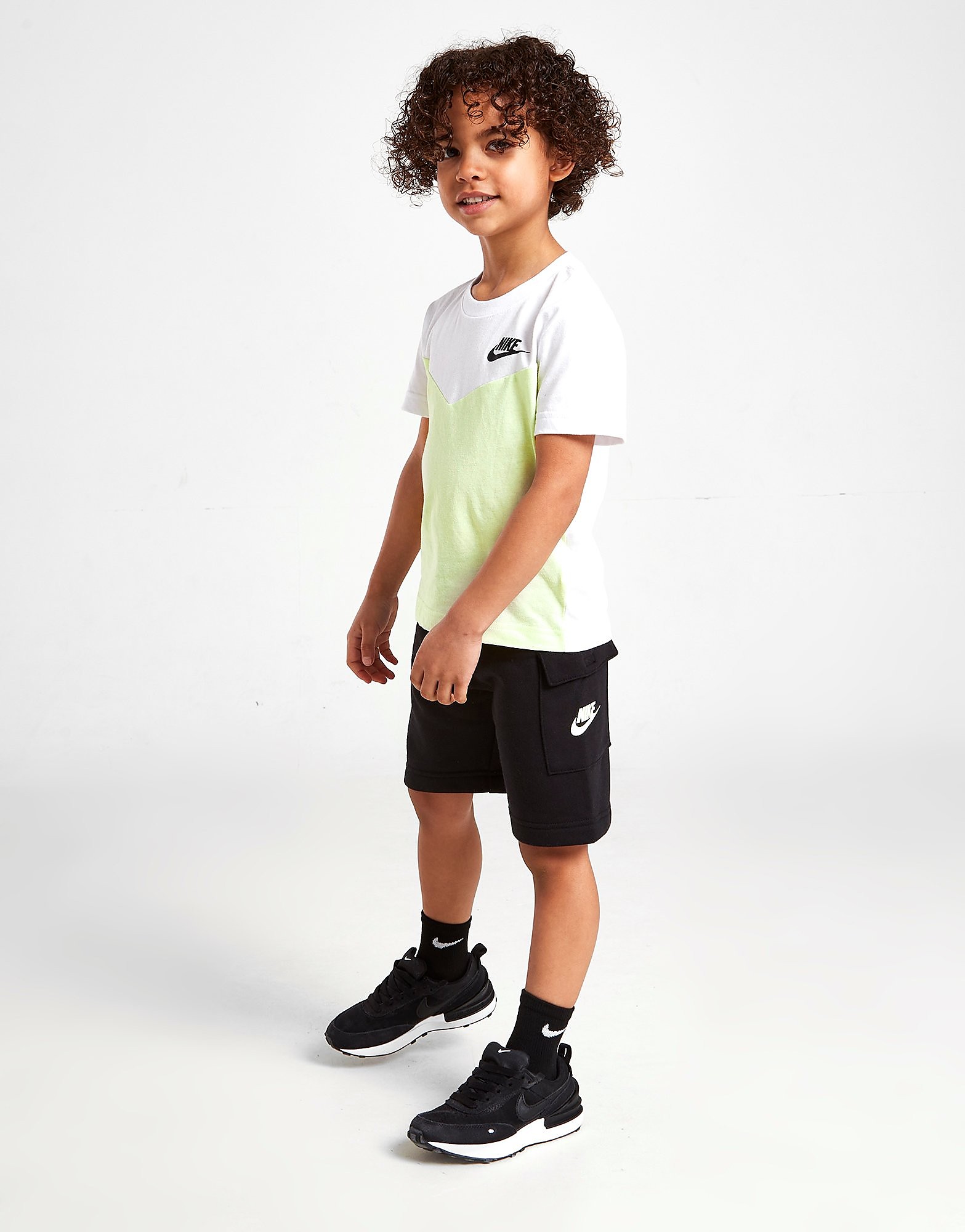 

Nike Colour Block Chevron T-Shirt/Shorts Set Children - Only at JD - Green - Kids, Green
