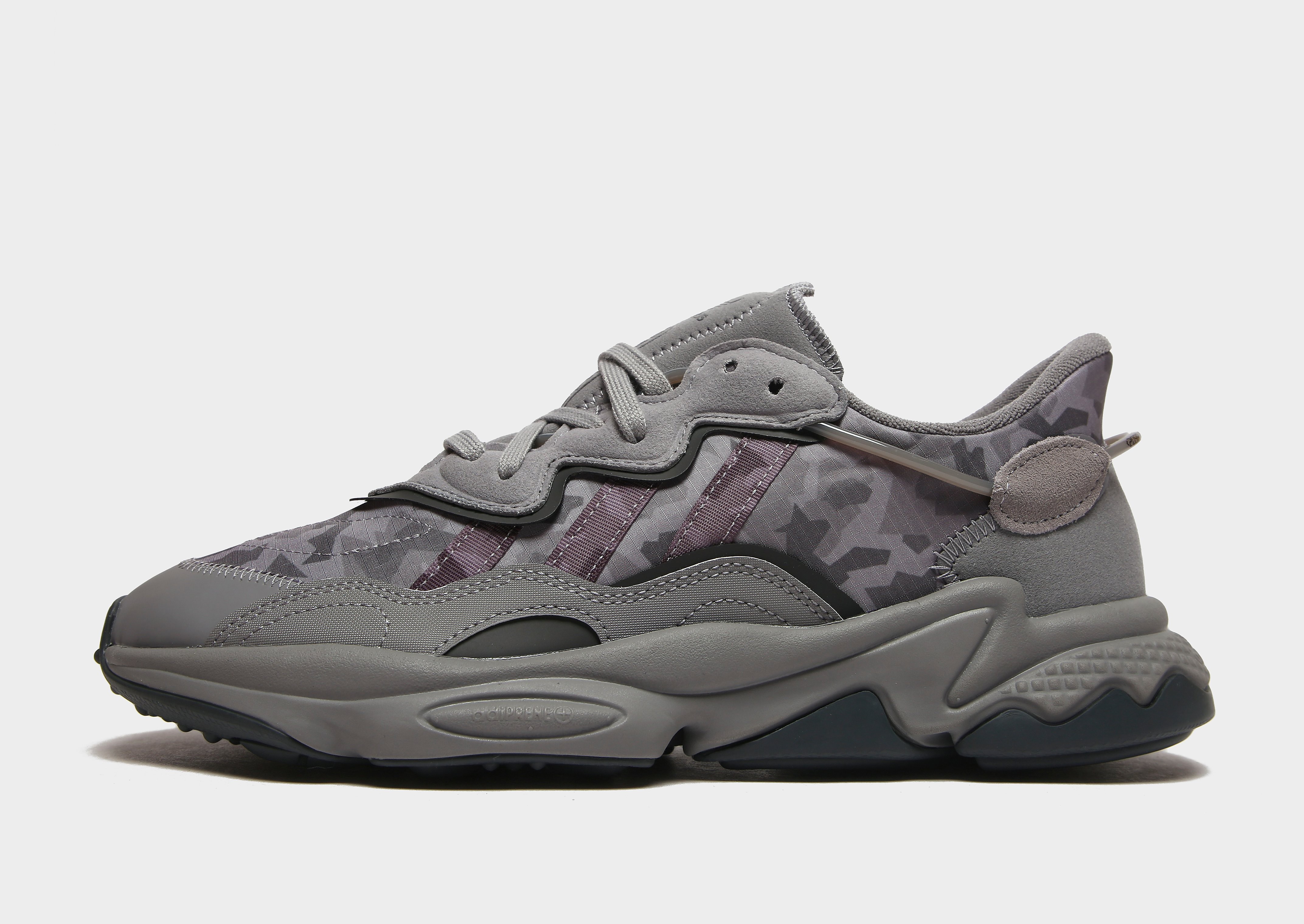 

adidas Originals Ozweego - Grey Three / Grey Six / Core Black - Mens, Grey Three / Grey Six / Core Black