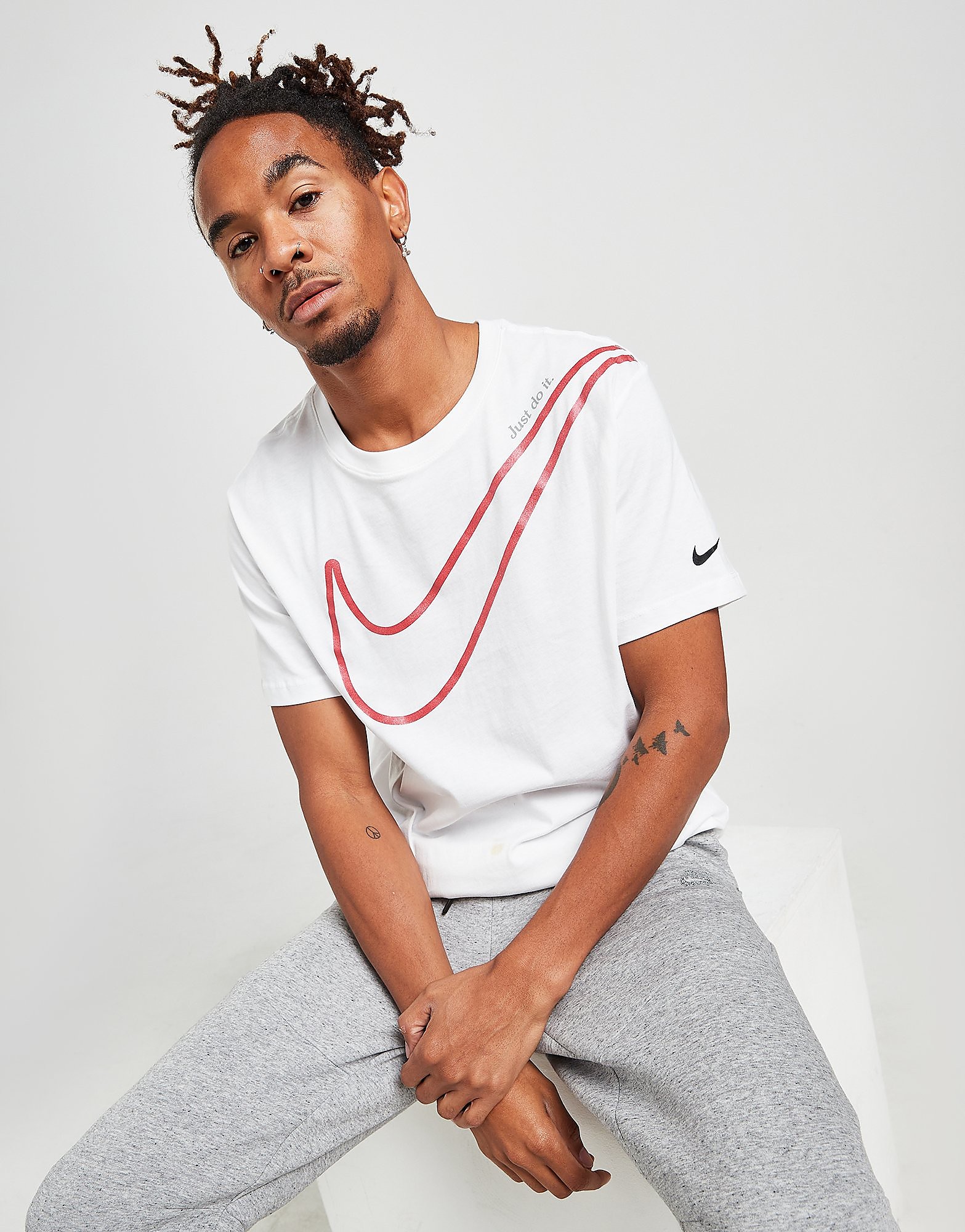 

Nike Swoosh T-Shirt - White, White