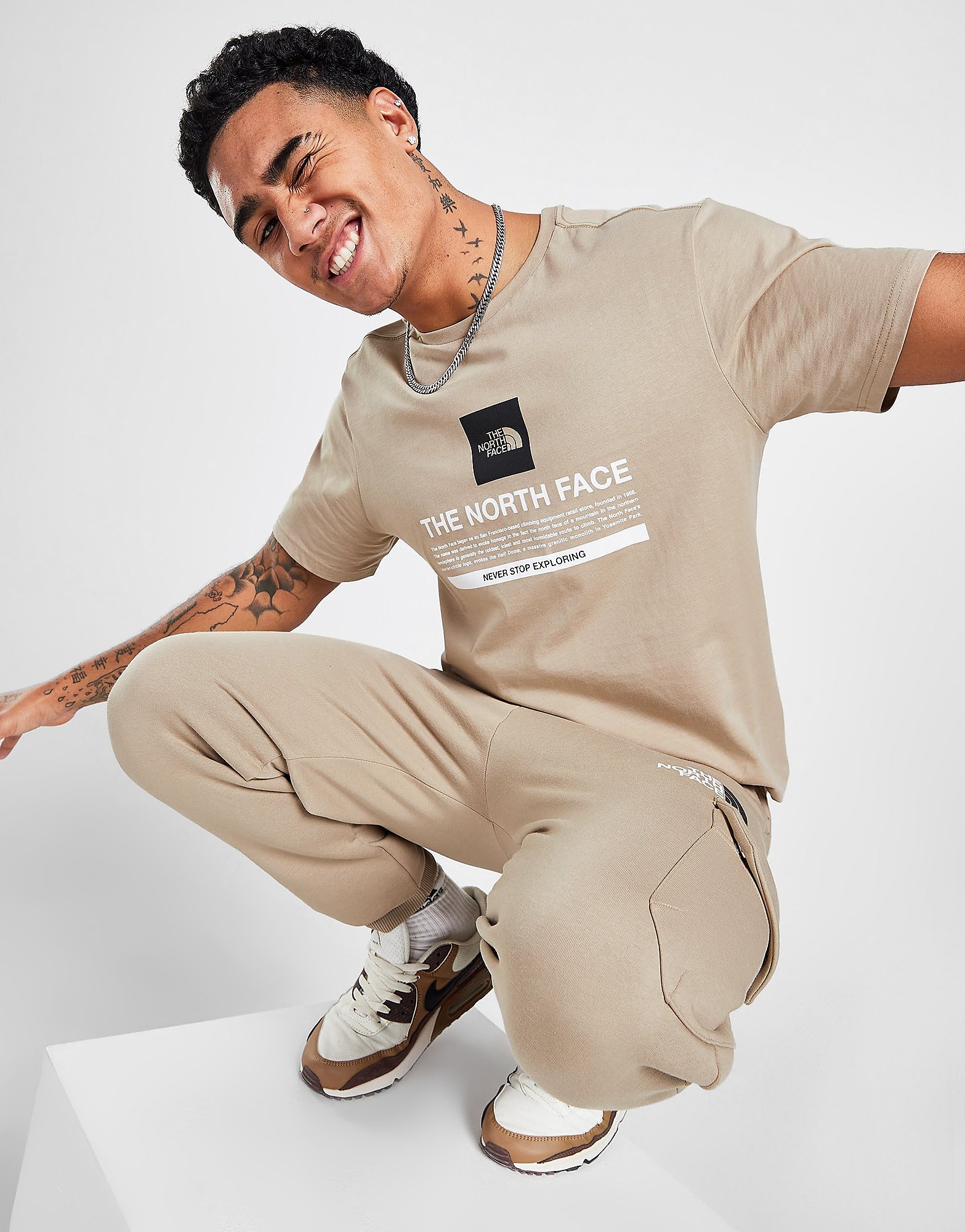 

The North Face Notes T-Shirt - Only at JD - Brown, Brown