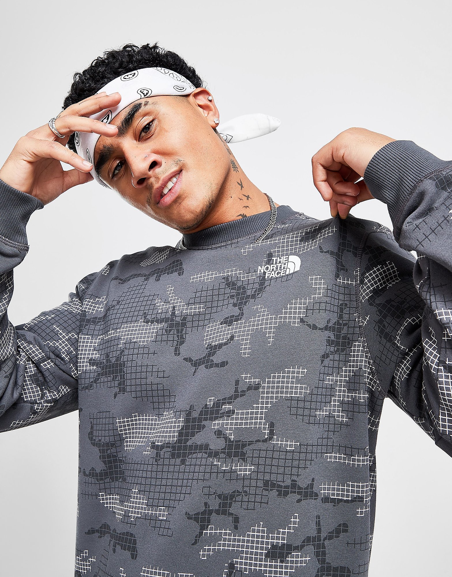 

The North Face Simple Dome Camo Crew Sweatshirt - Only at JD - Grey - Mens, Grey