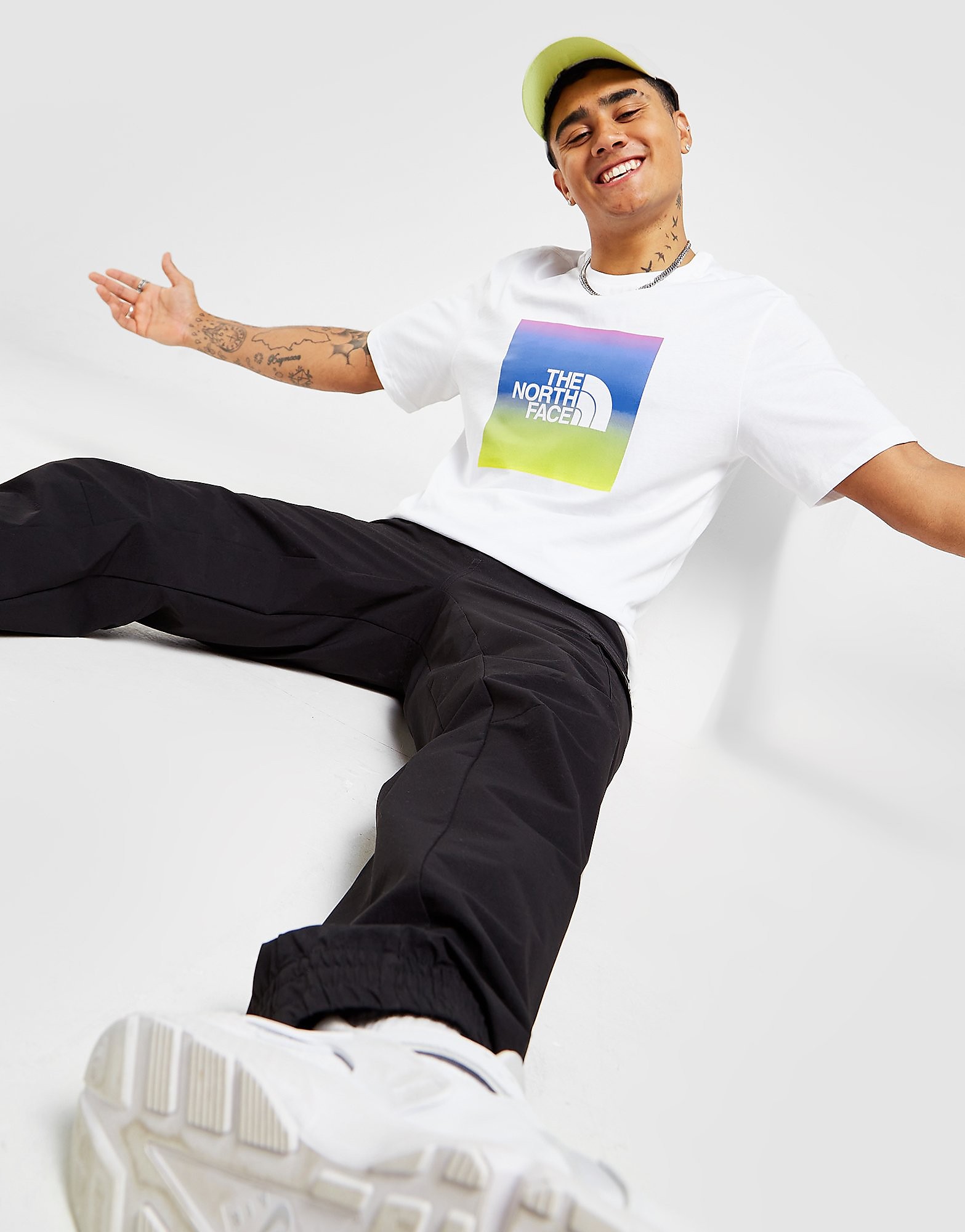 

The North Face Fade Logo T-Shirt - Only at JD - White - Mens, White