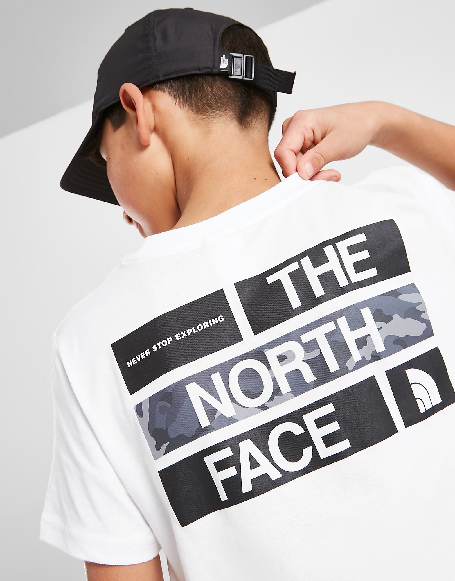 

The North Face Back Hit Camo Box T-Shirt Junior - Only at JD - White - Kids, White