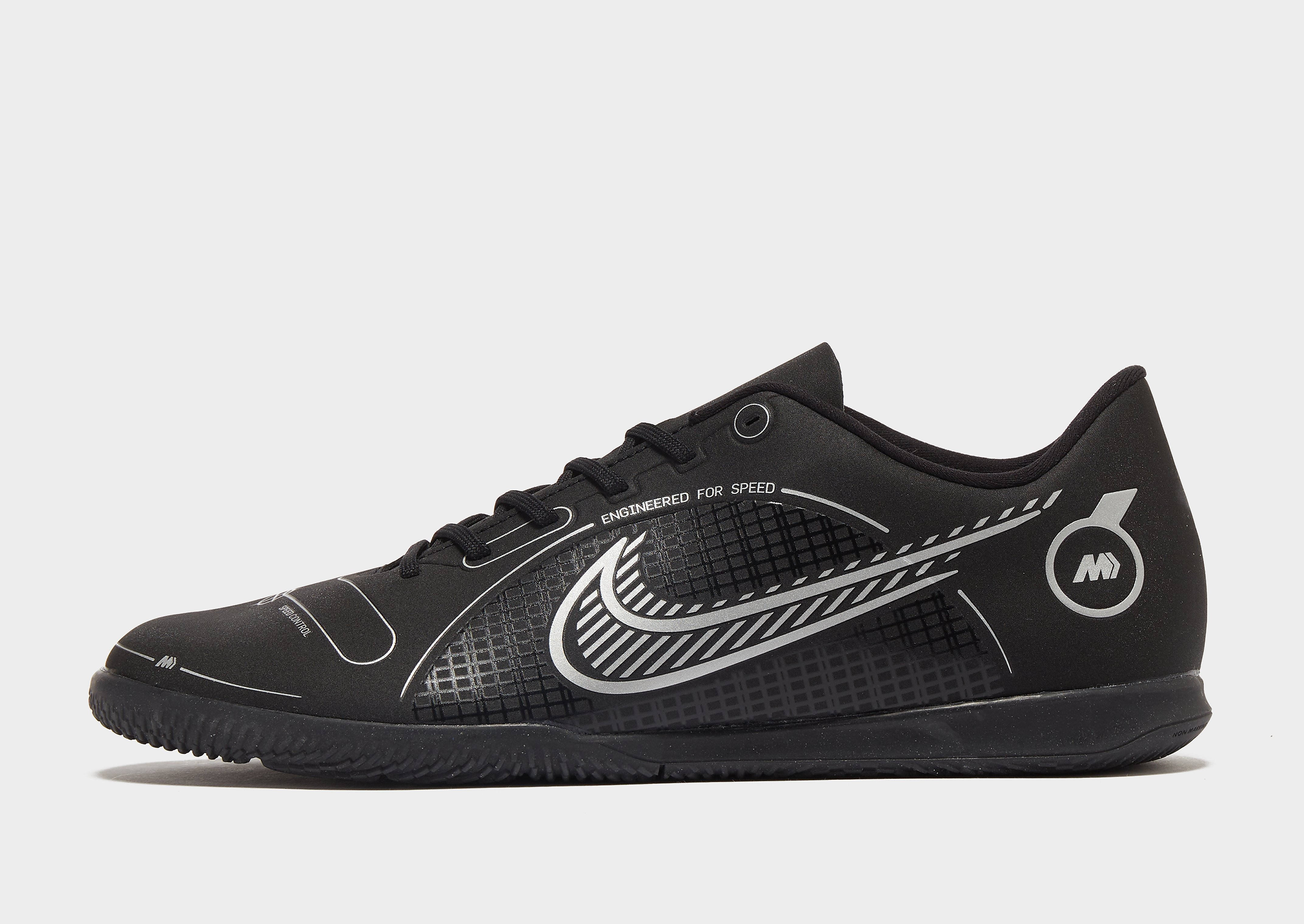 

Nike Mercurial Vapor Club 14 IC - Black/Medium Ash/Metallic Silver - Womens, Black/Medium Ash/Metallic Silver