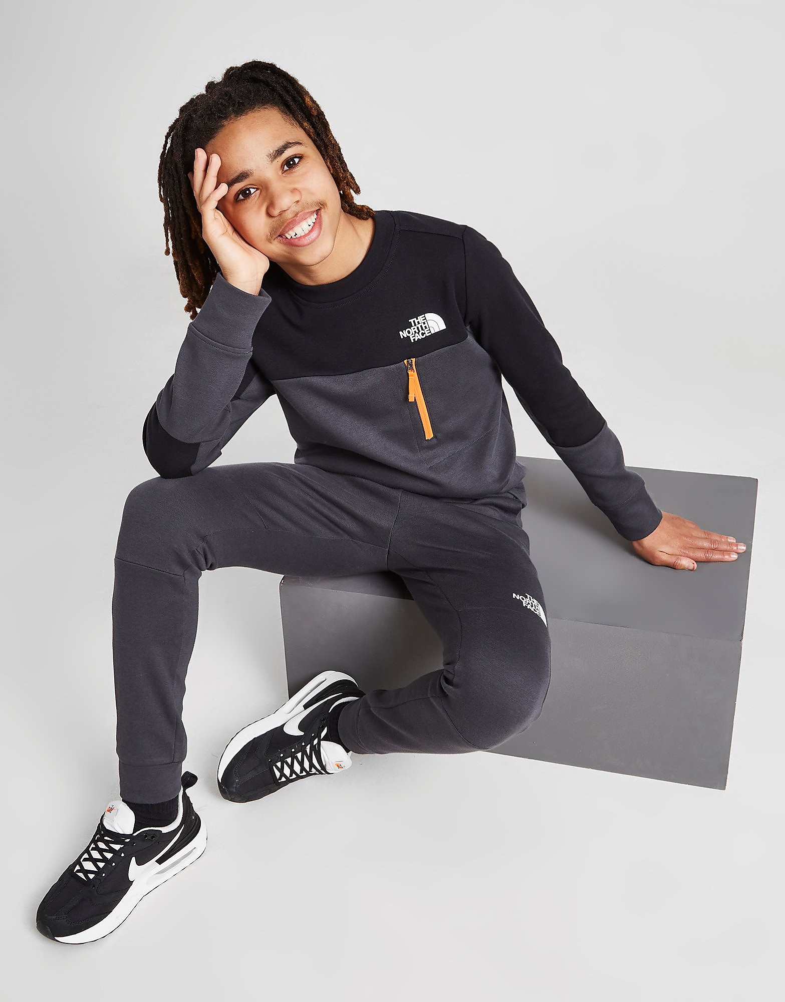 

The North Face Slacker Crew Sweatshirt Junior - Grey/GRY - Kids, Grey/GRY