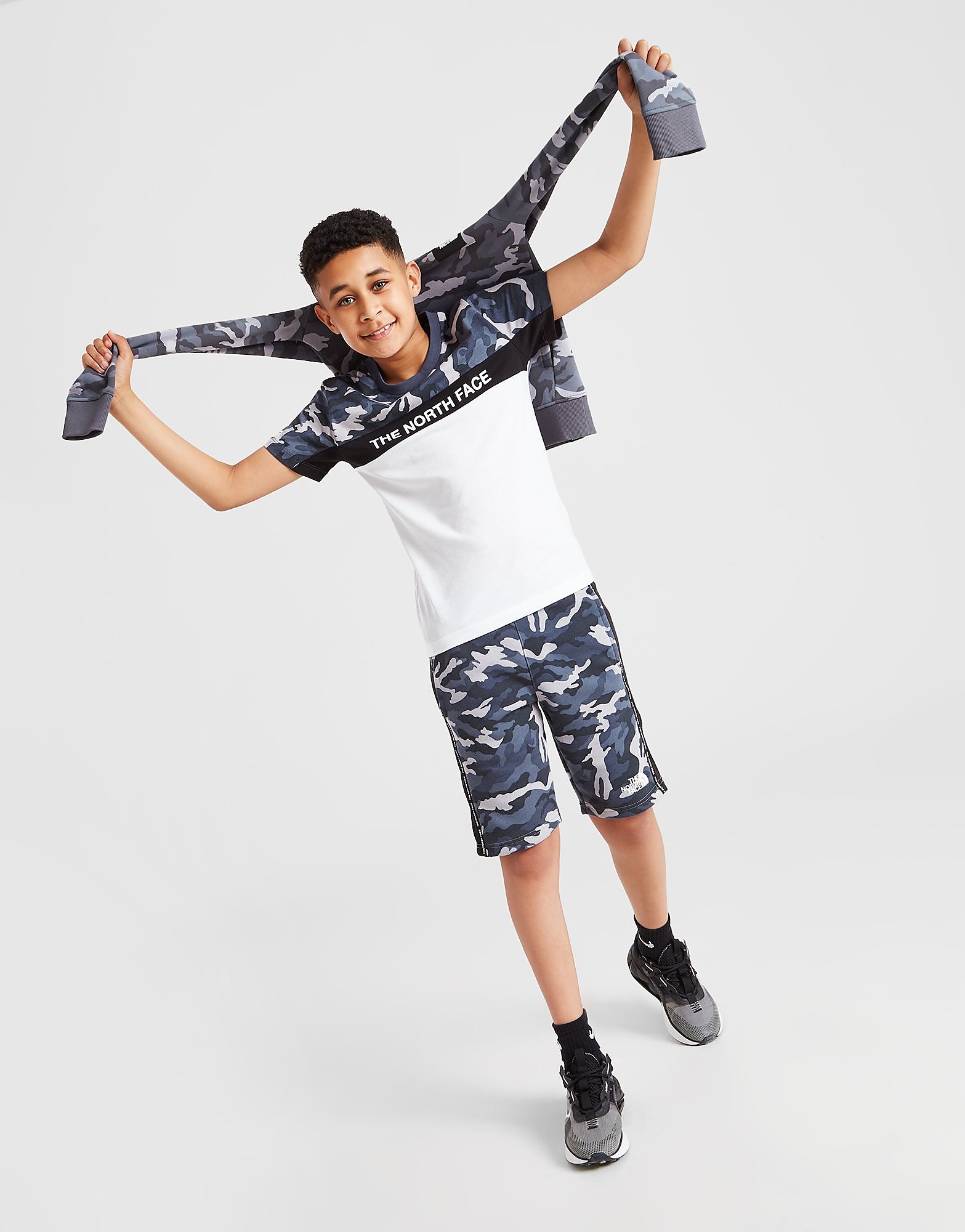 

The North Face Rochefort T-Shirt Junior - Only at JD - Grey - Kids, Grey