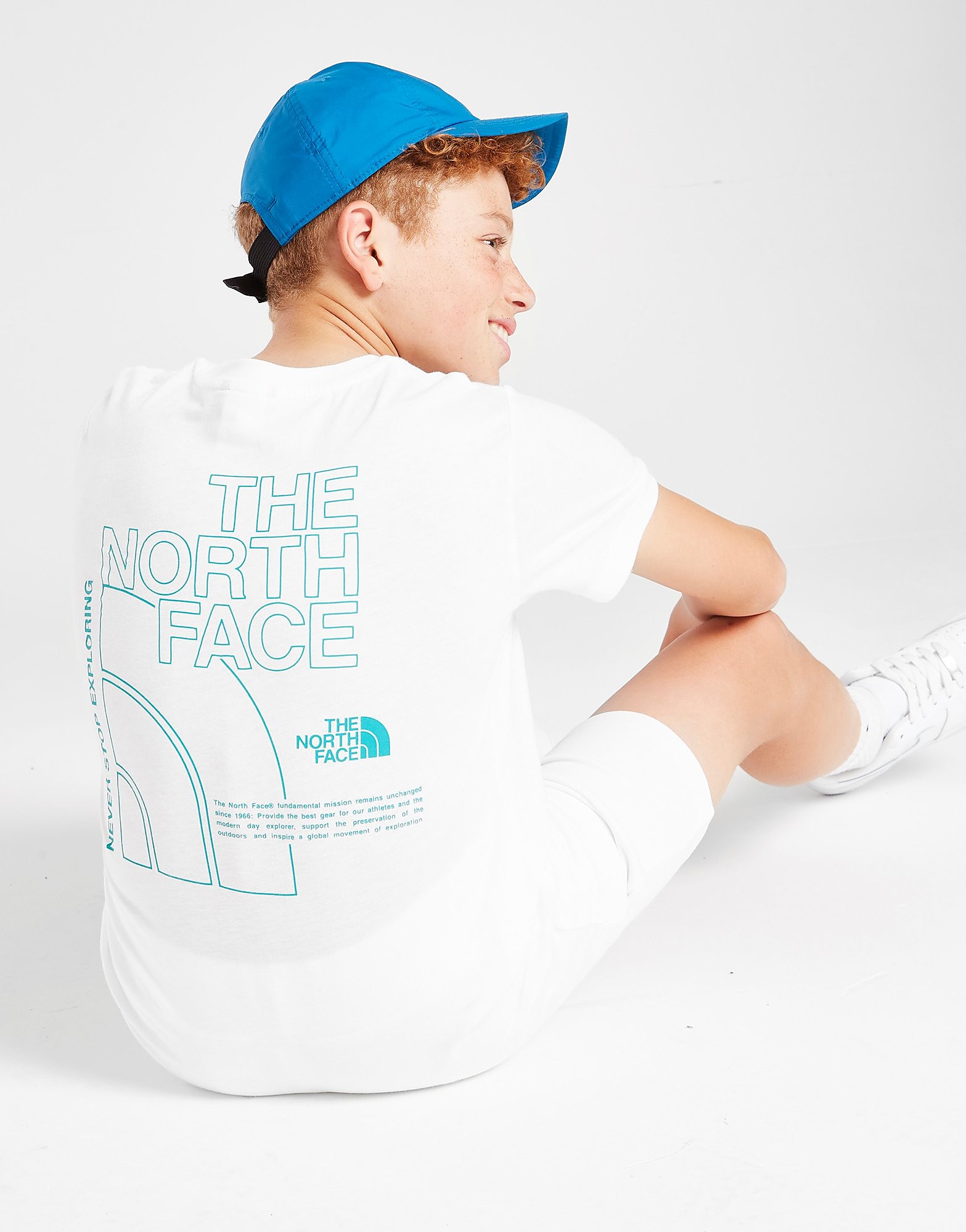 

The North Face Back Hit Outline T-Shirt Junior - Only at JD - White - Kids, White