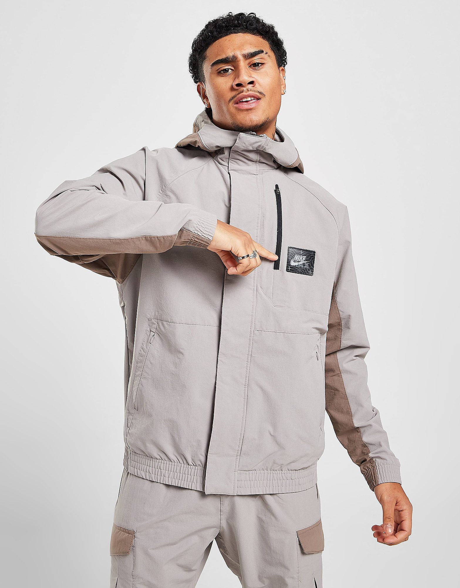 

Nike Air Max Woven Jacket - Only at JD - Enigma Stone/Olive Grey/Black - Mens, Enigma Stone/Olive Grey/Black