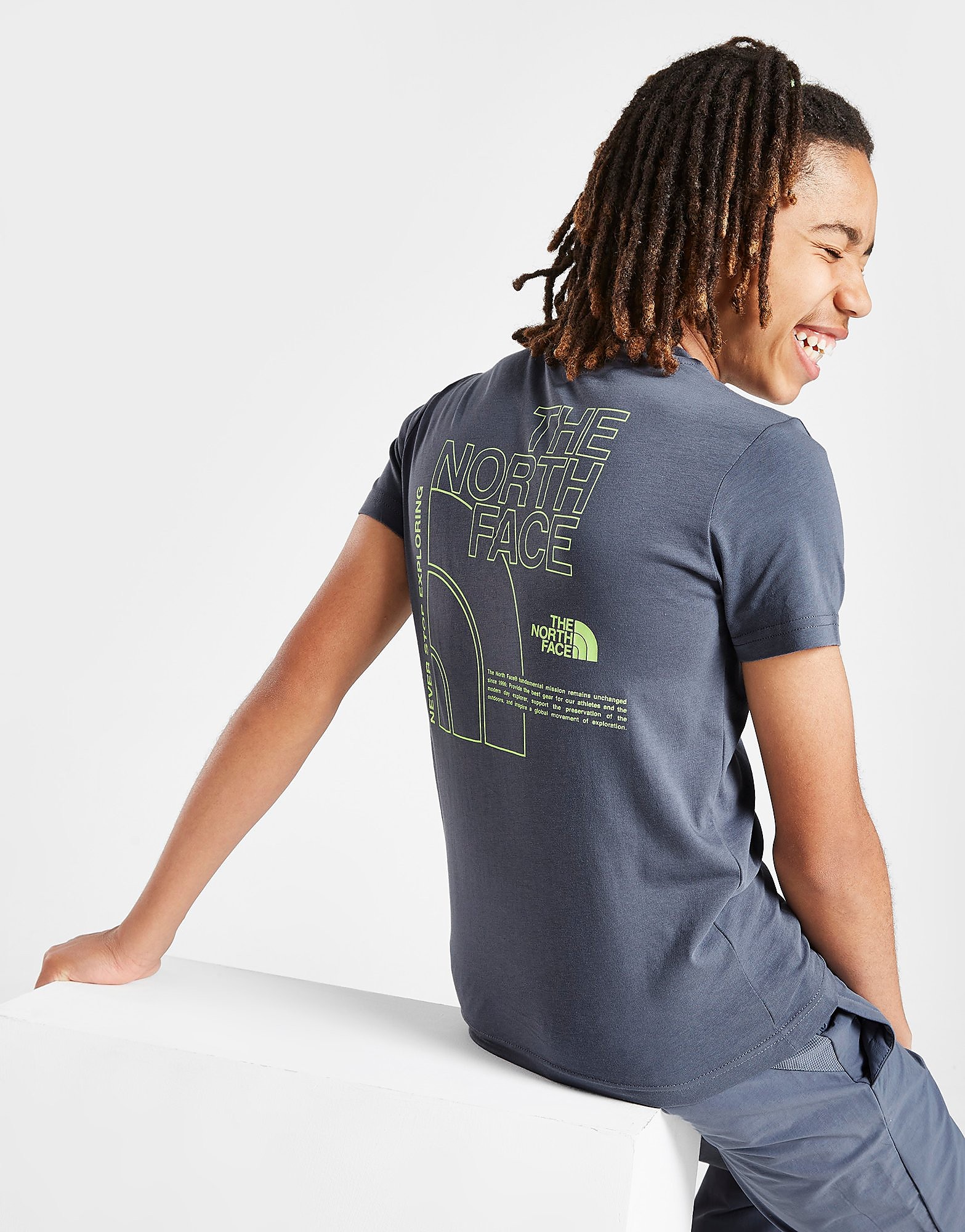

The North Face Back Hit Outline T-Shirt Junior - Only at JD - Grey - Kids, Grey