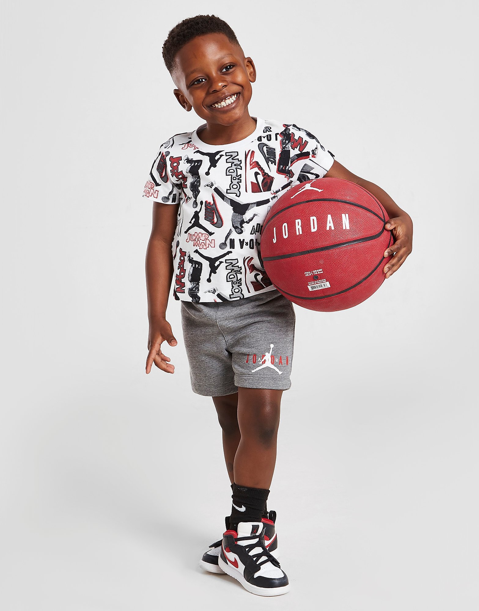 

Jordan All Over Print T-Shirt & Shorts Set Infant - Only at JD - White/Grey - Kids, White/Grey