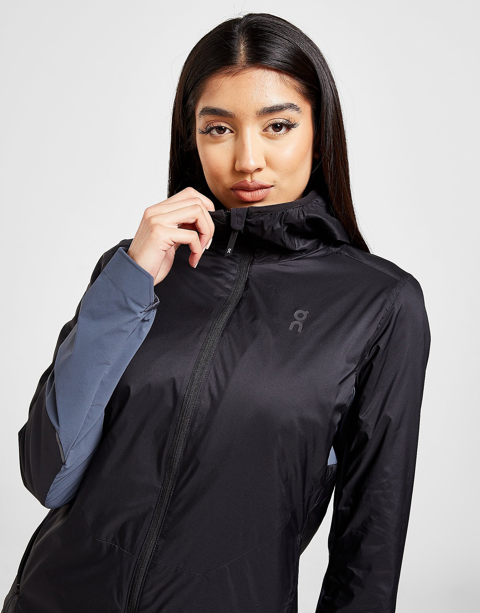 

On Running Insulator Hooded Jacket - Black - Womens, Black