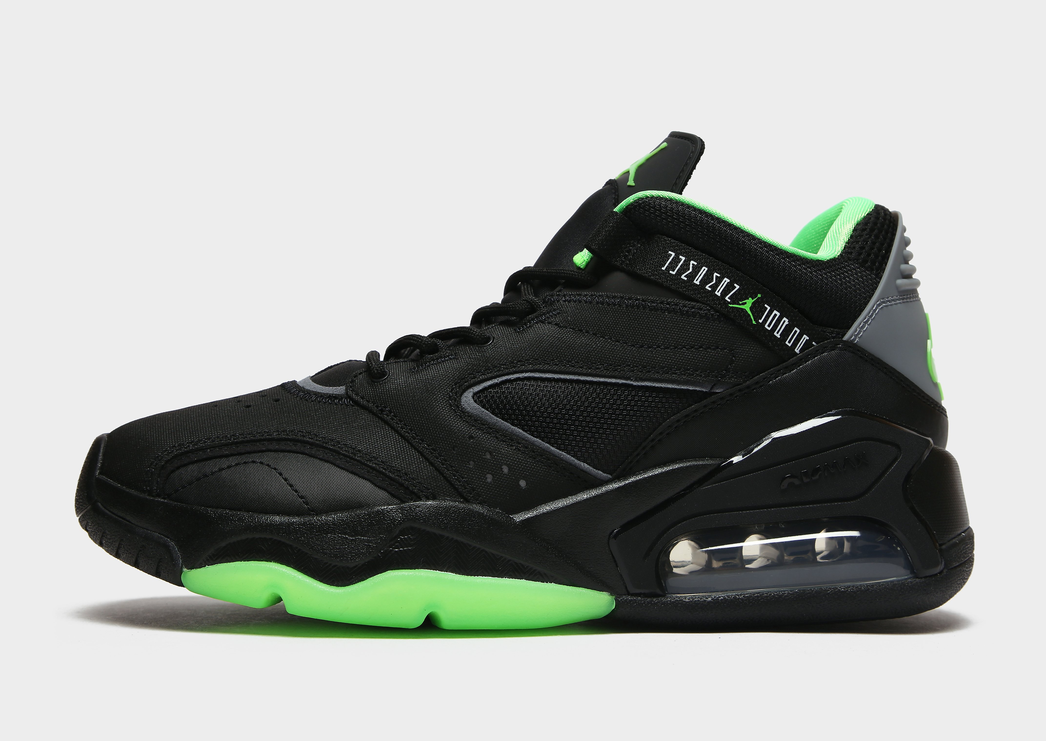 

Jordan Point Lane - Black/Cool Grey/White/Green Strike - Mens, Black/Cool Grey/White/Green Strike