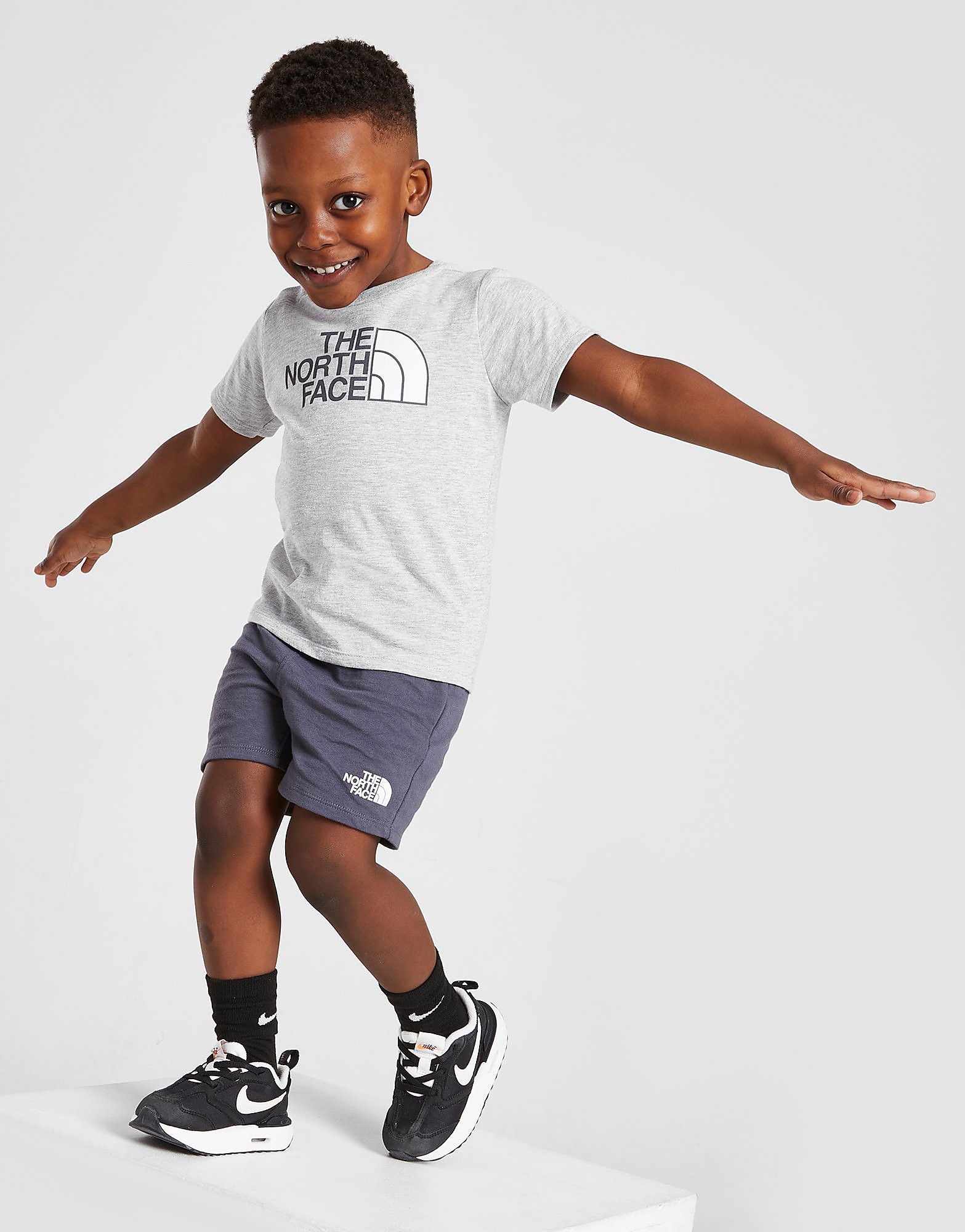 

The North Face T-Shirt/Shorts Set Infant - Grey - Kids, Grey