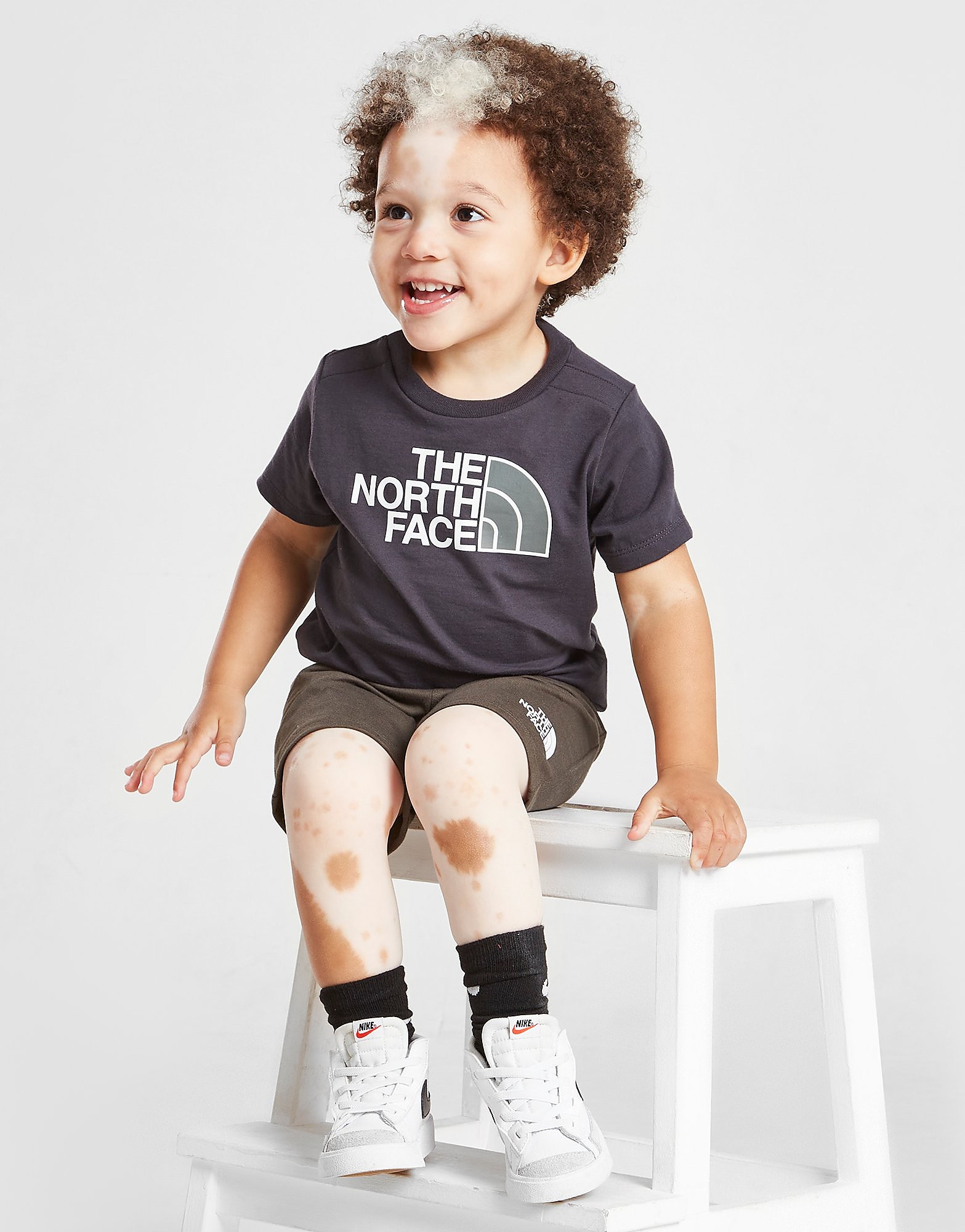 

The North Face T-Shirt/Shorts Set Infant - Grey/Green - Kids, Grey/Green